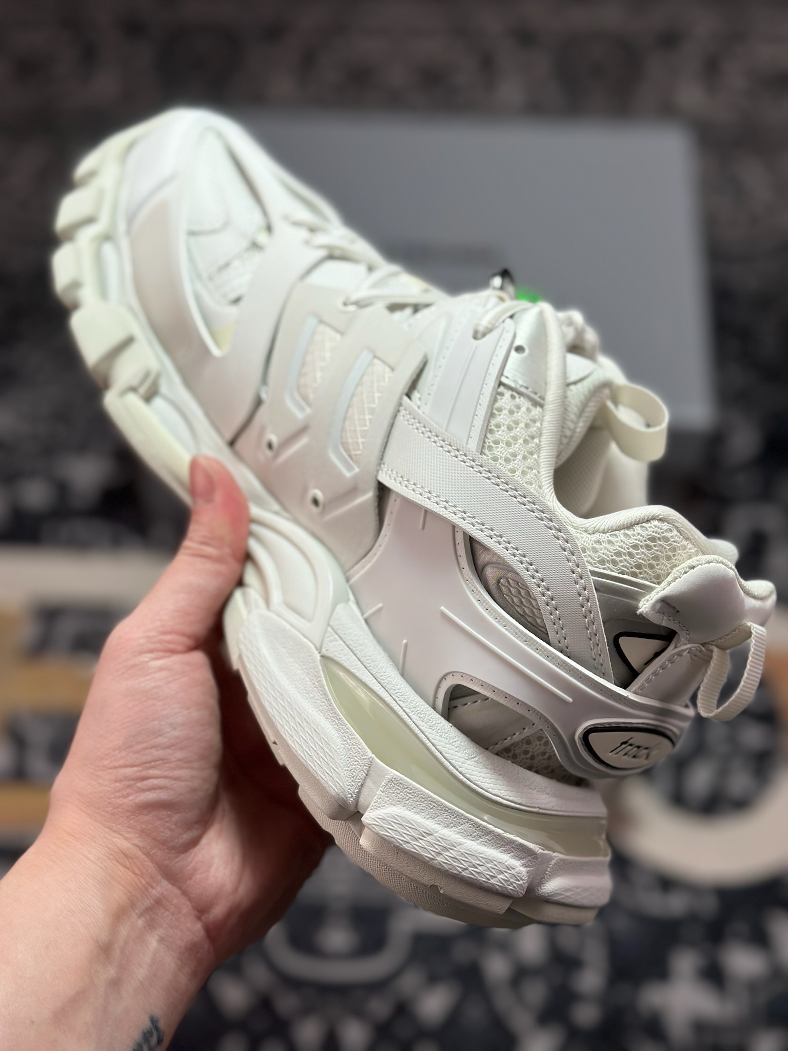 C9450 优选 原装级别 Balenciaga 巴黎世家 Track Sneaker 巴黎世家三代 542023 挂饰款 户外概念复古老爹鞋