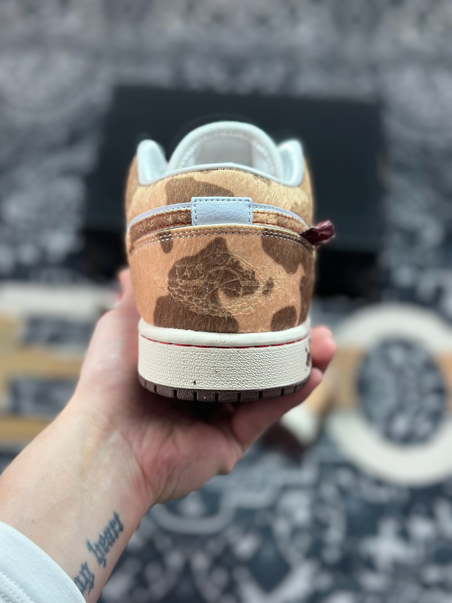 A6200 原装级别 Nike Air Jordan 1 SE ”CNY” AJ1 乔一 马年限定 舒适贴合 低帮复古篮球鞋 IQ5321-121-Chinese UA Cheap High Quatity Brand Clothes Bags handbags Sneakers wholesale wholesaler seller from China Factory suppliers Fashion Clothing Shoes best Quality Beautiful Price A6200 原装级别 Nike Air Jordan 1 SE ”CNY” AJ1 乔一 马年限定 舒适贴合 低帮复古篮球鞋 IQ5321-121