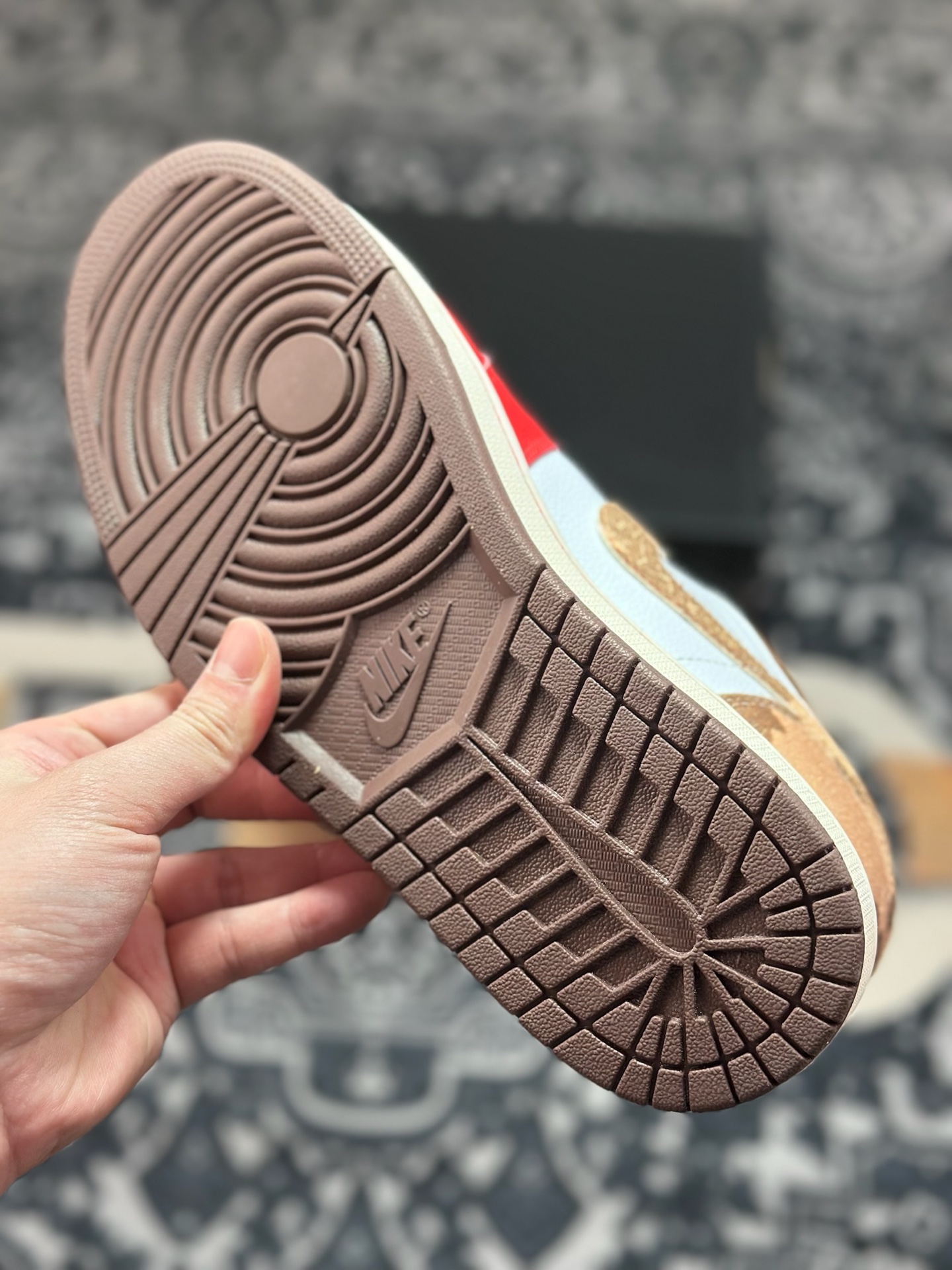 A6200 原装级别 Nike Air Jordan 1 SE ”CNY” AJ1 乔一 马年限定 舒适贴合 低帮复古篮球鞋 IQ5321-121-Chinese UA Cheap High Quatity Brand Clothes Bags handbags Sneakers wholesale wholesaler seller from China Factory suppliers Fashion Clothing Shoes best Quality Beautiful Price A6200 原装级别 Nike Air Jordan 1 SE ”CNY” AJ1 乔一 马年限定 舒适贴合 低帮复古篮球鞋 IQ5321-121
