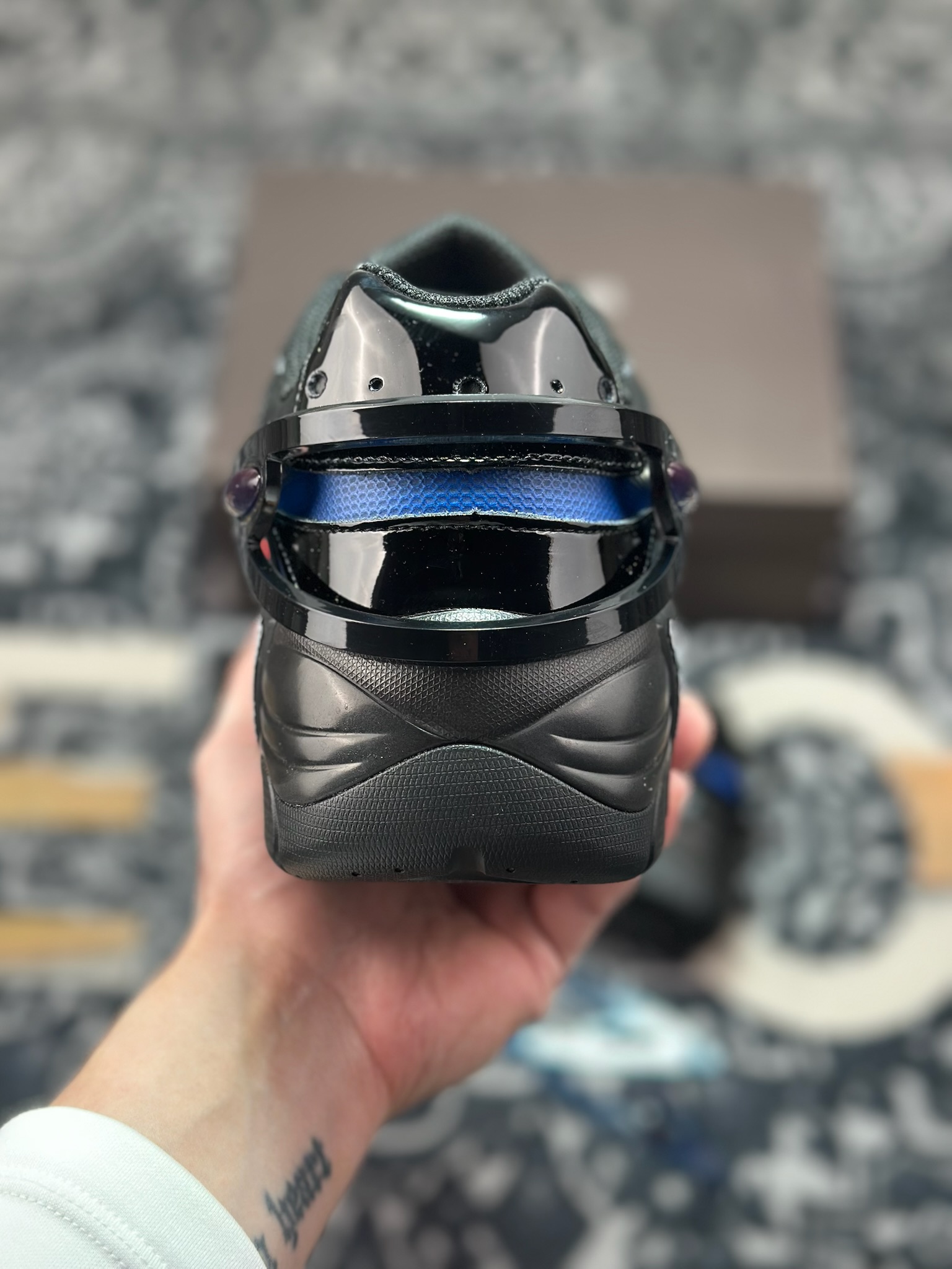 B9320 原装级别 RAF SIMONS 徽标 皮革款 来自比利时设计师-Chinese UA Cheap High Quatity Brand Clothes Bags handbags Sneakers wholesale wholesaler seller from China Factory suppliers Fashion Clothing Shoes best Quality Beautiful Price B9320 原装级别 RAF SIMONS 徽标 皮革款 来自比利时设计师