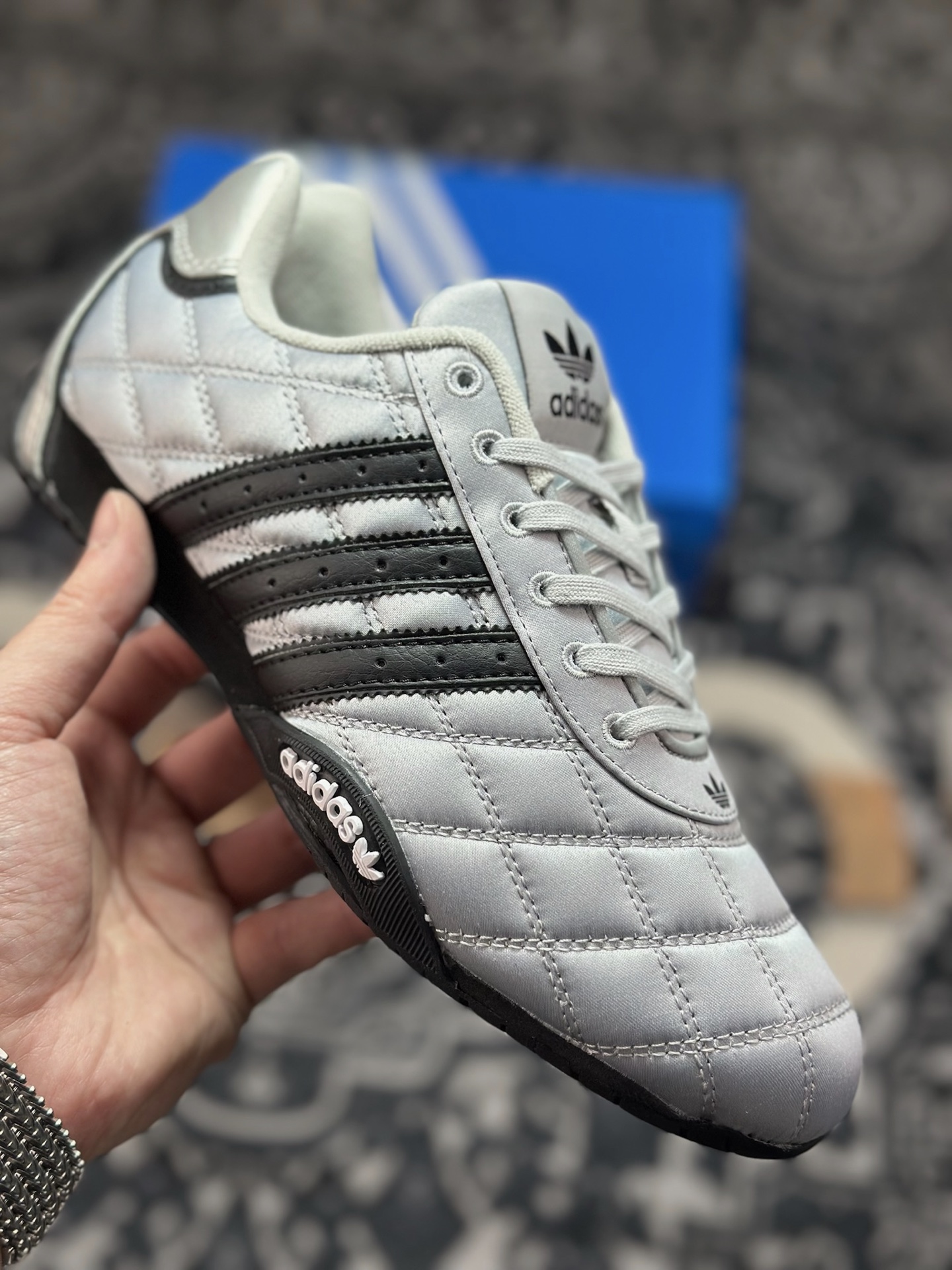 原装级别 Adidas originals ADIRACER 潮流运动防滑耐磨 阿迪达斯低帮休闲跑步鞋 JS0284-Chinese wholesaler seller Clothes Bags handbags wholesale Shoes High Quatity wholesaler seller Cheap Sneakers from China Factory Chinese suppliers china wholesale clothing wholesaler seller 原装级别 Adidas originals ADIRACER 潮流运动防滑耐磨 阿迪达斯低帮休闲跑步鞋 JS0284