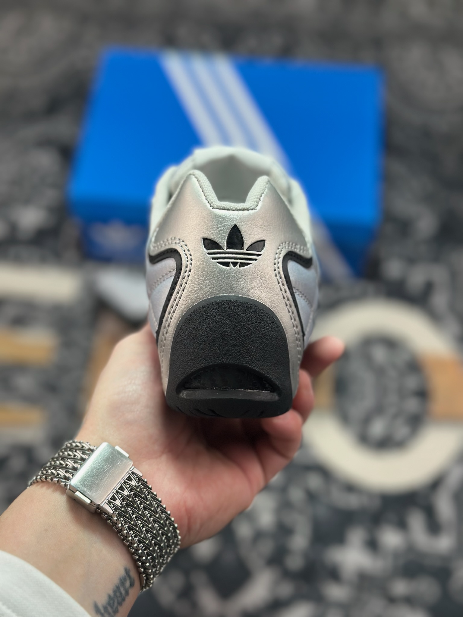 原装级别 Adidas originals ADIRACER 潮流运动防滑耐磨 阿迪达斯低帮休闲跑步鞋 JS0284-Chinese wholesaler seller Clothes Bags handbags wholesale Shoes High Quatity wholesaler seller Cheap Sneakers from China Factory Chinese suppliers china wholesale clothing wholesaler seller 原装级别 Adidas originals ADIRACER 潮流运动防滑耐磨 阿迪达斯低帮休闲跑步鞋 JS0284