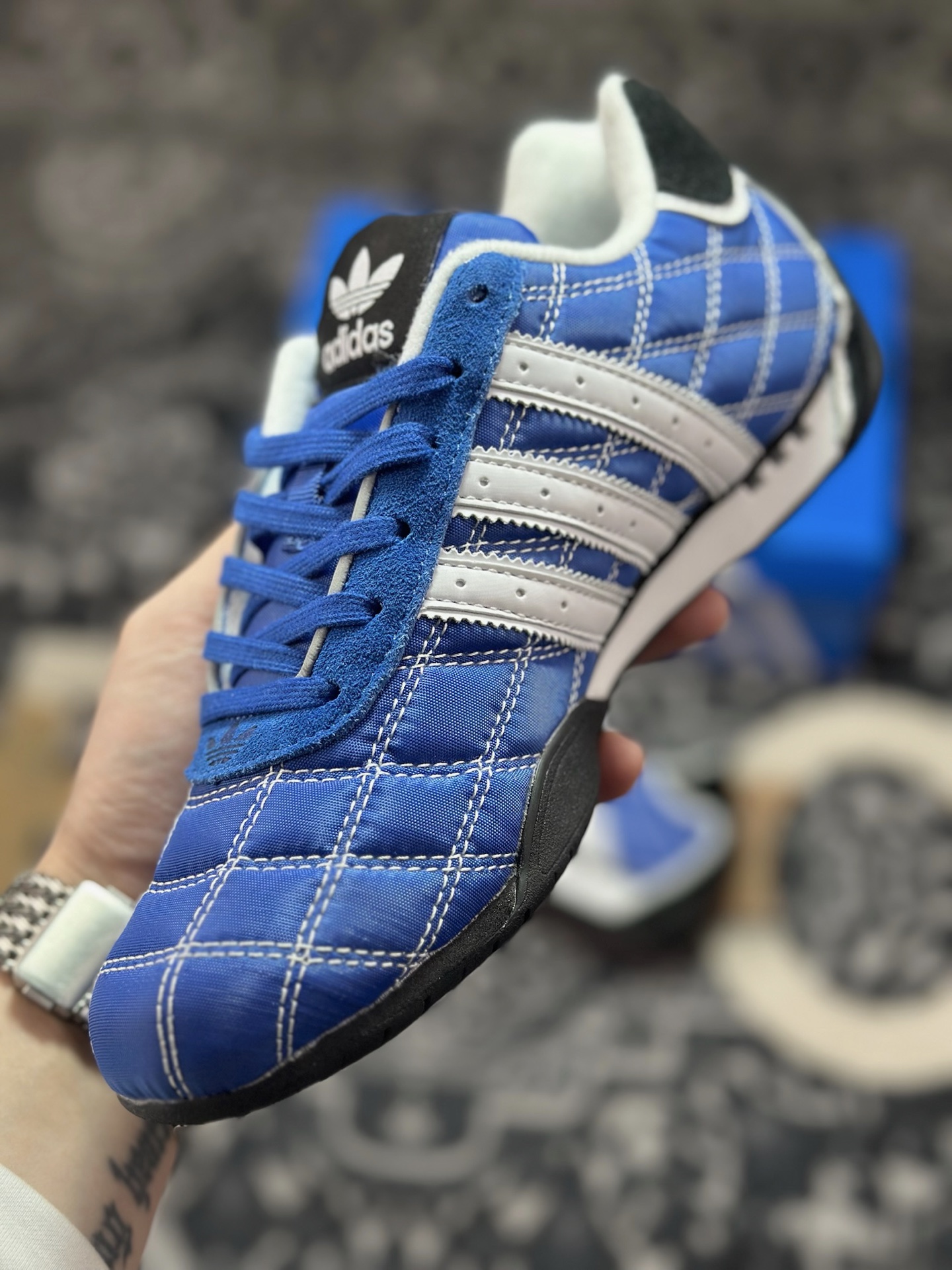 B2260 原装级别 Adidas originals ADIRACER 潮流运动防滑耐磨 阿迪达斯低帮休闲跑步鞋 JP7012-Chinese UA Cheap High Quatity Brand Clothes Bags handbags Sneakers wholesale wholesaler seller from China Factory suppliers Fashion Clothing Shoes best Quality Beautiful Price B2260 原装级别 Adidas originals ADIRACER 潮流运动防滑耐磨 阿迪达斯低帮休闲跑步鞋 JP7012