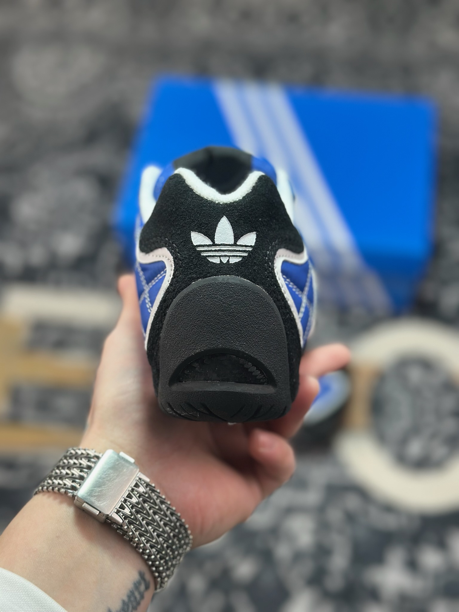 B2260 原装级别 Adidas originals ADIRACER 潮流运动防滑耐磨 阿迪达斯低帮休闲跑步鞋 JP7012-Chinese UA Cheap High Quatity Brand Clothes Bags handbags Sneakers wholesale wholesaler seller from China Factory suppliers Fashion Clothing Shoes best Quality Beautiful Price B2260 原装级别 Adidas originals ADIRACER 潮流运动防滑耐磨 阿迪达斯低帮休闲跑步鞋 JP7012
