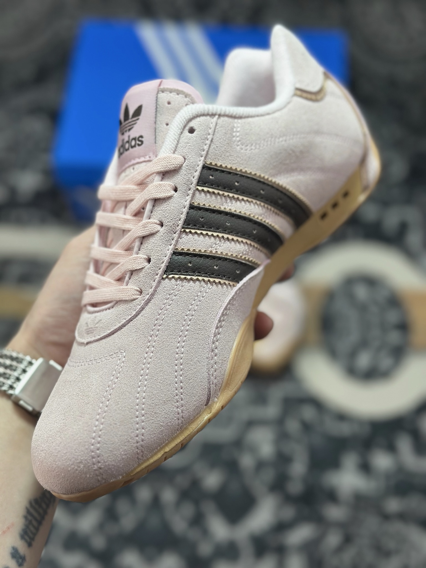 B2260 原装级别 Adidas originals ADIRACER 潮流运动防滑耐磨 阿迪达斯低帮休闲跑步鞋 JS4519-Chinese UA Cheap High Quatity Brand Clothes Bags handbags Sneakers wholesale wholesaler seller from China Factory suppliers Fashion Clothing Shoes best Quality Beautiful Price B2260 原装级别 Adidas originals ADIRACER 潮流运动防滑耐磨 阿迪达斯低帮休闲跑步鞋 JS4519