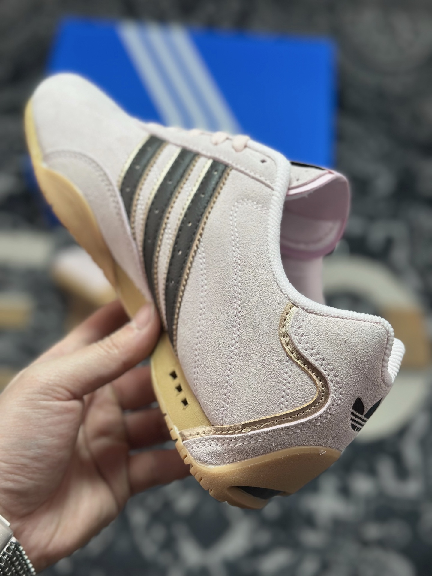B2260 原装级别 Adidas originals ADIRACER 潮流运动防滑耐磨 阿迪达斯低帮休闲跑步鞋 JS4519-Chinese UA Cheap High Quatity Brand Clothes Bags handbags Sneakers wholesale wholesaler seller from China Factory suppliers Fashion Clothing Shoes best Quality Beautiful Price B2260 原装级别 Adidas originals ADIRACER 潮流运动防滑耐磨 阿迪达斯低帮休闲跑步鞋 JS4519