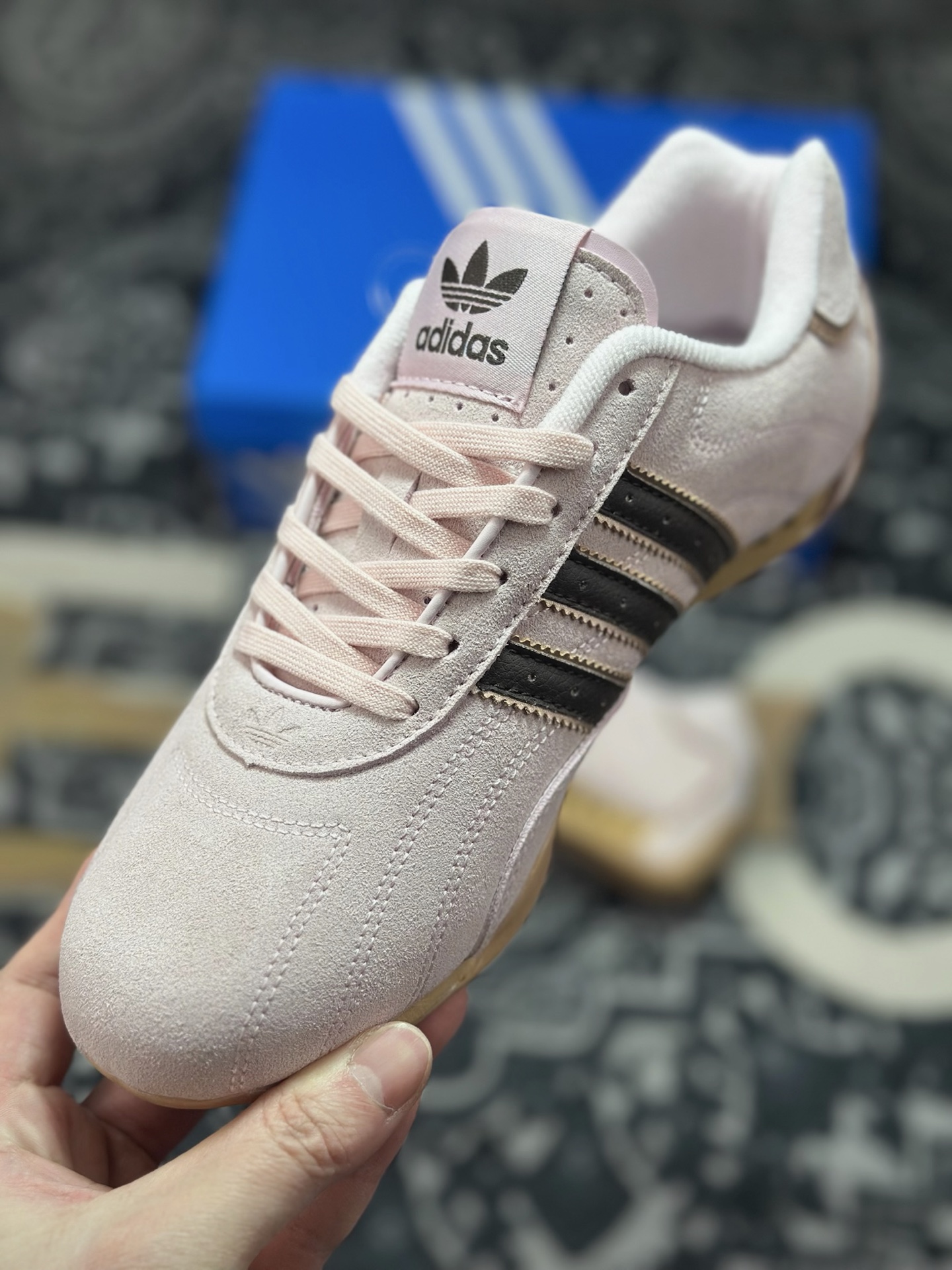 B2260 原装级别 Adidas originals ADIRACER 潮流运动防滑耐磨 阿迪达斯低帮休闲跑步鞋 JS4519-Chinese UA Cheap High Quatity Brand Clothes Bags handbags Sneakers wholesale wholesaler seller from China Factory suppliers Fashion Clothing Shoes best Quality Beautiful Price B2260 原装级别 Adidas originals ADIRACER 潮流运动防滑耐磨 阿迪达斯低帮休闲跑步鞋 JS4519