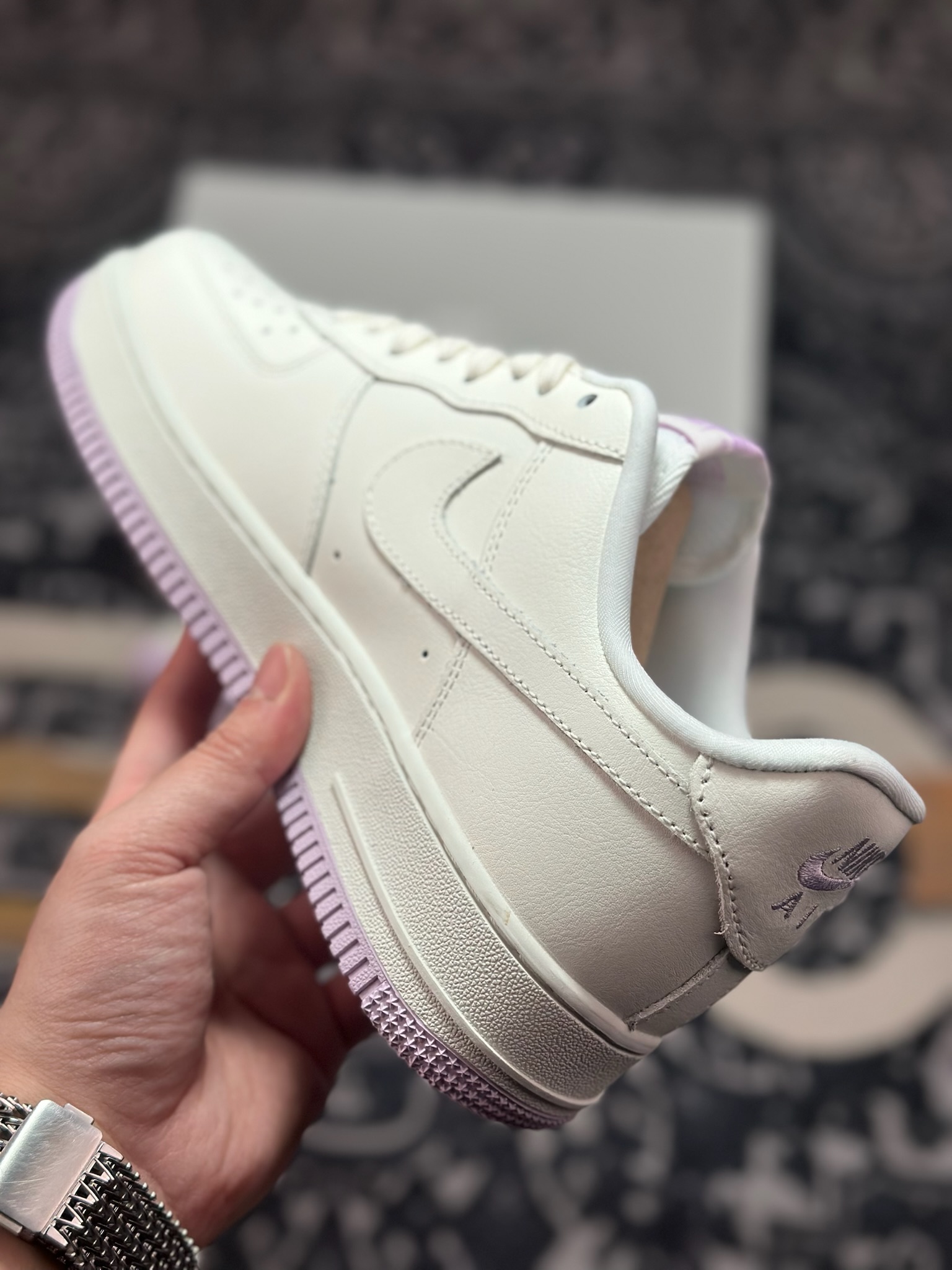 原装级别 NK Air Force 1 空军一号 IQ9795-151-莆田鞋,莆田鞋货源,高仿鞋,高仿鞋货源,安福档口,莆田高仿鞋,莆田鞋批发,高仿鞋批发,莆田高仿运动鞋,高仿运动鞋,莆田运动鞋 原装级别 NK Air Force 1 空军一号 IQ9795-151