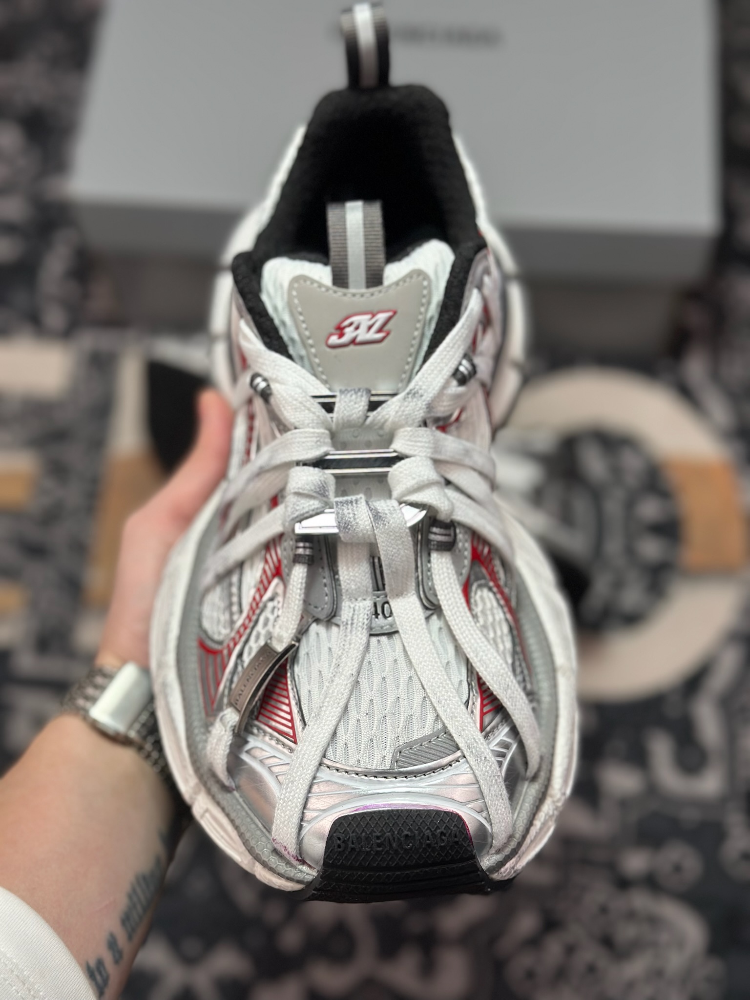 巴黎世家BALENCIAGA 3XL Sneakers 3+系列低帮复古阔型底姥爹风潮流百搭休闲慢跑鞋“白银红木乃伊绑绳”325601 W3XCH 1000