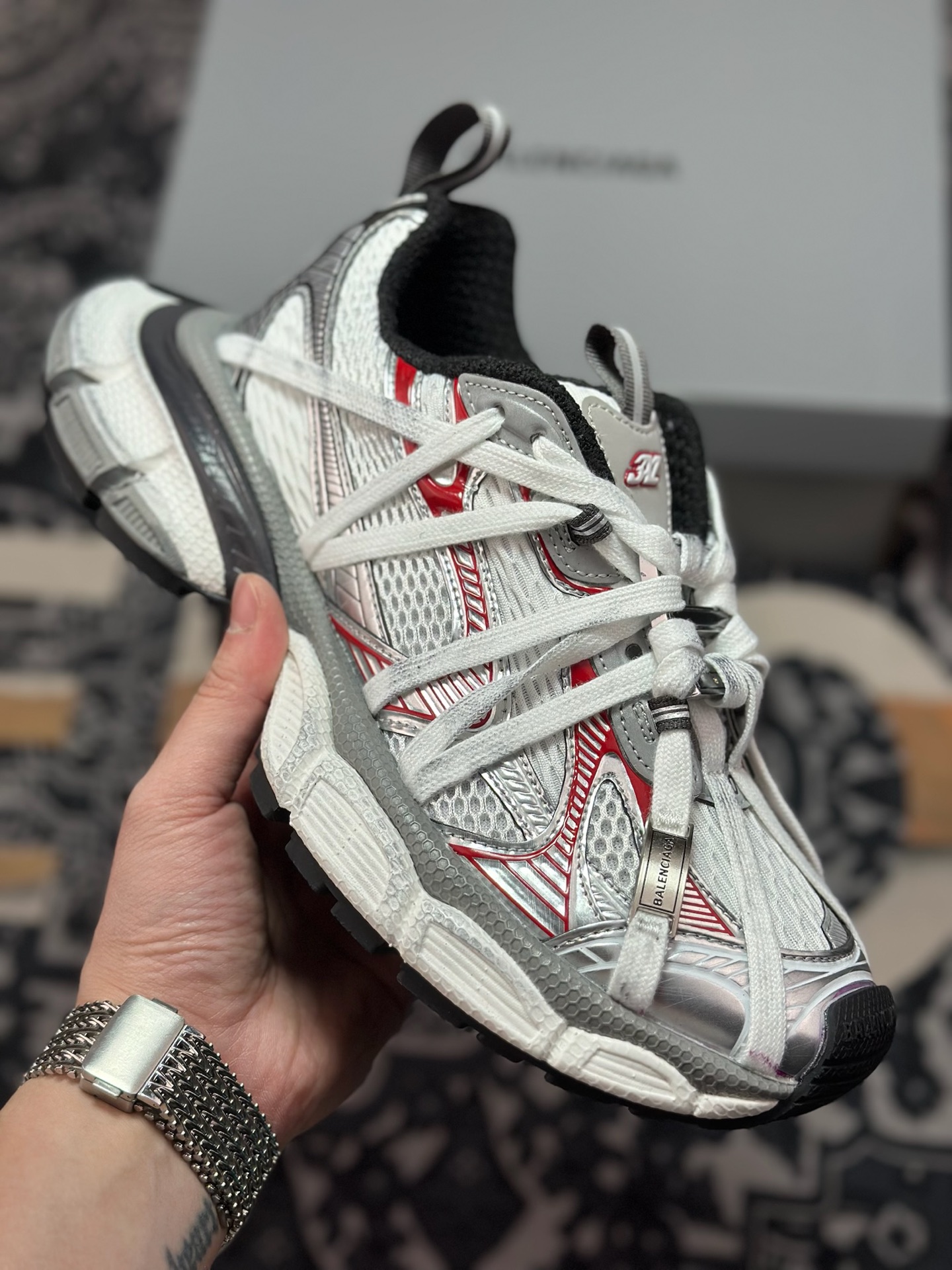 巴黎世家BALENCIAGA 3XL Sneakers 3+系列低帮复古阔型底姥爹风潮流百搭休闲慢跑鞋“白银红木乃伊绑绳”325601 W3XCH 1000