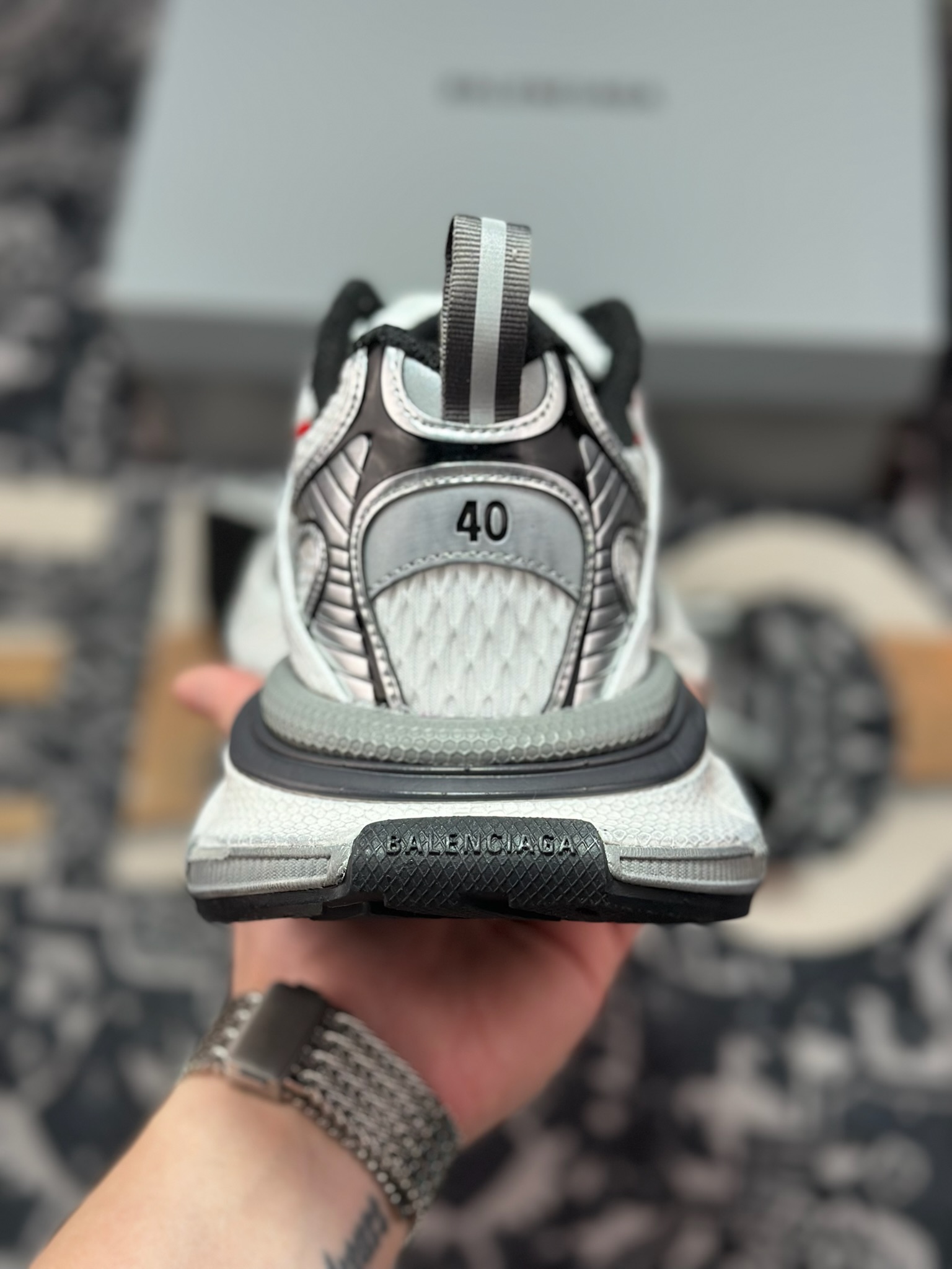巴黎世家BALENCIAGA 3XL Sneakers 3+系列低帮复古阔型底姥爹风潮流百搭休闲慢跑鞋“白银红木乃伊绑绳”325601 W3XCH 1000
