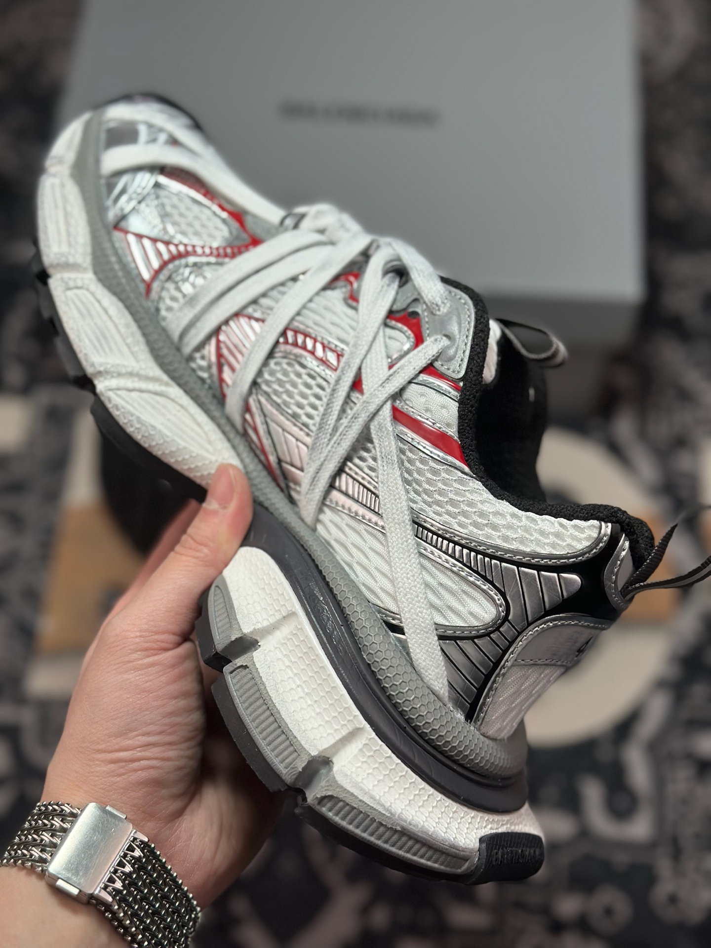 巴黎世家BALENCIAGA 3XL Sneakers 3+系列低帮复古阔型底姥爹风潮流百搭休闲慢跑鞋“白银红木乃伊绑绳”325601 W3XCH 1000
