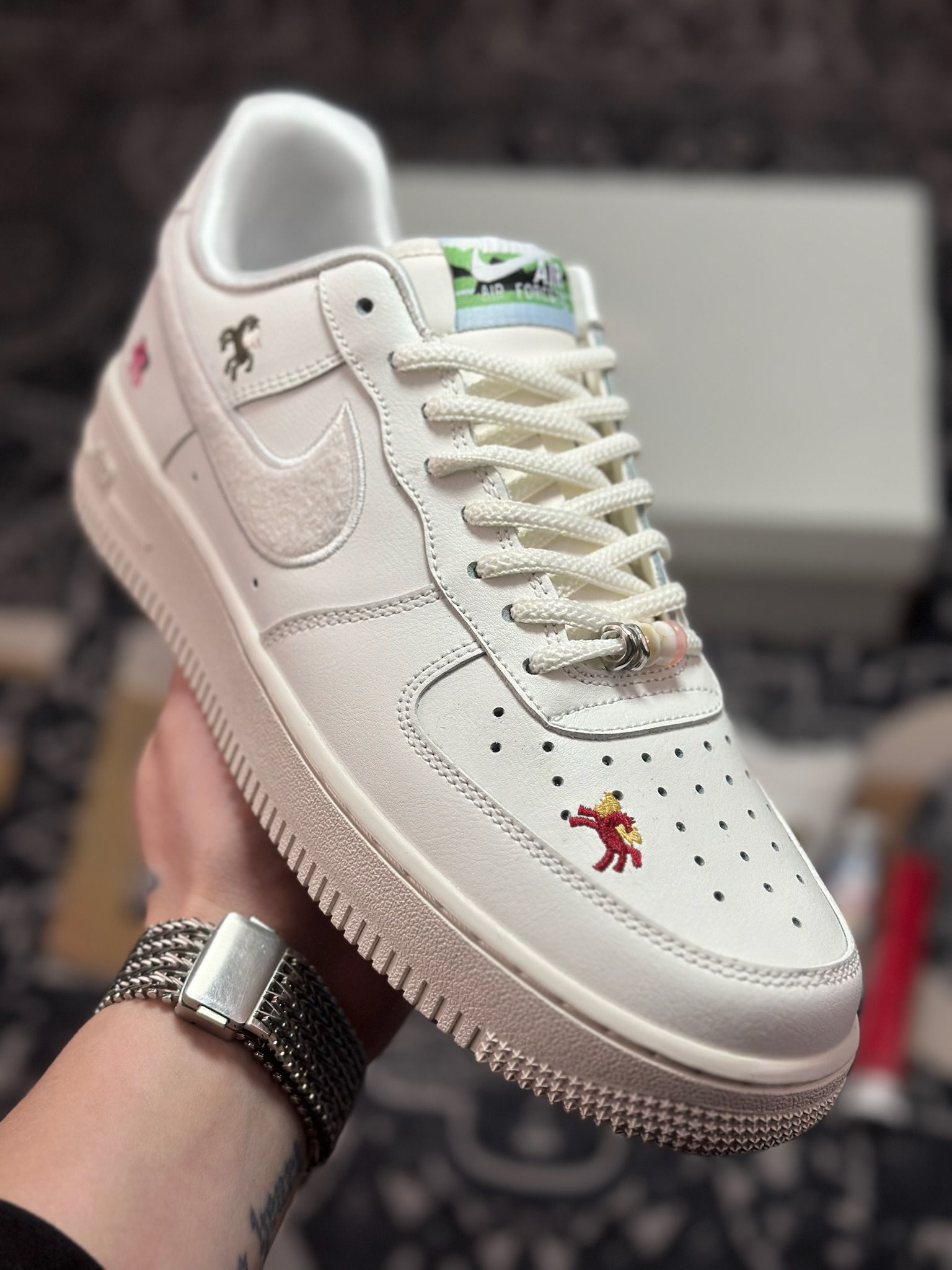 原装级别 NK Air Force 1 ” N” 马年限定 空军一号休闲板鞋 IQ1143-100 原装级别 NK Air Force 1 ” N” 马年限定 空军一号休闲板鞋 IQ1143-100