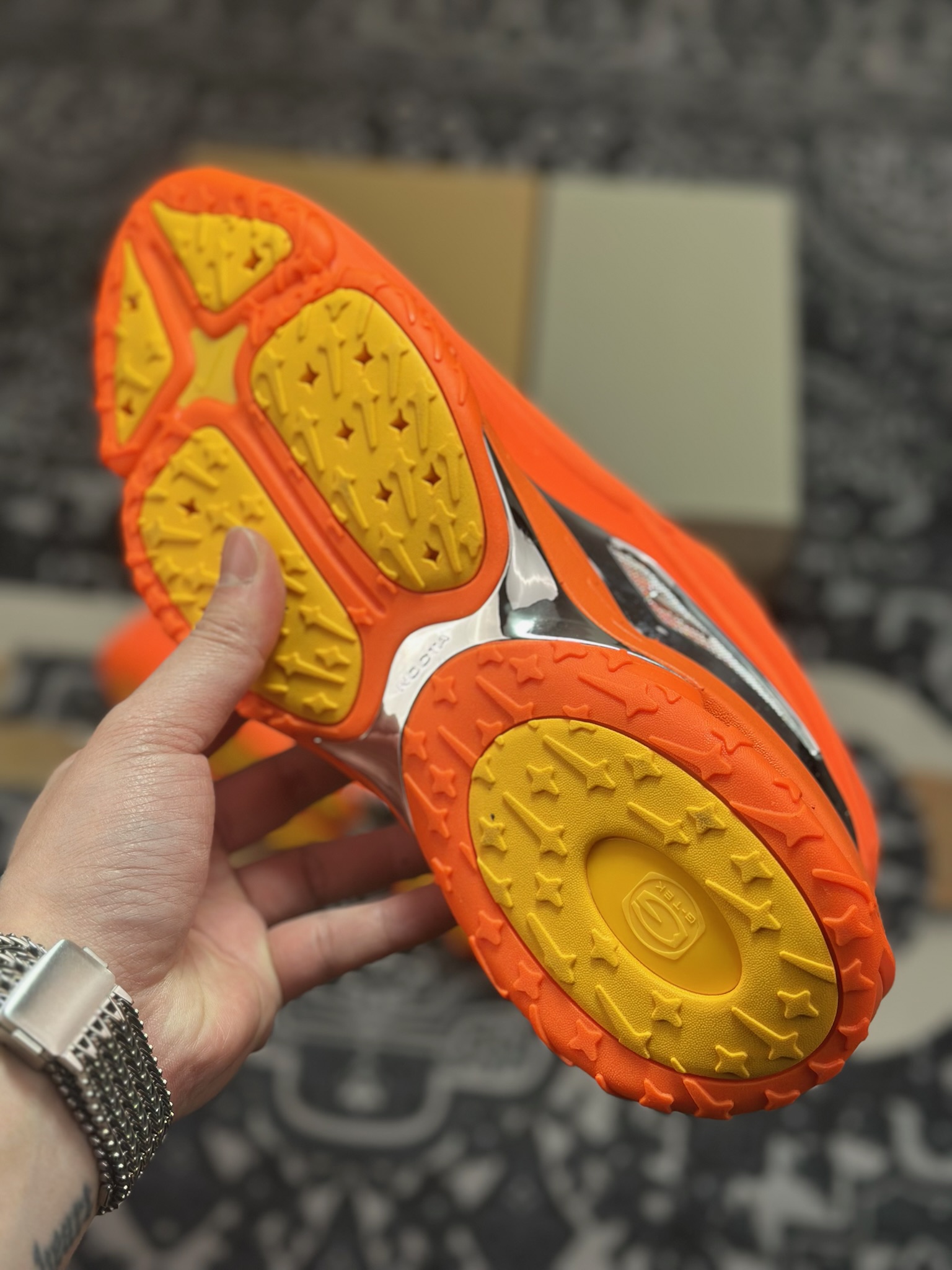 优选 原装级别 含45.5 完美复刻 目前市面最正确版本 NOCTA x Nike Hot Step Air Terra 橙色 DZ7293-800