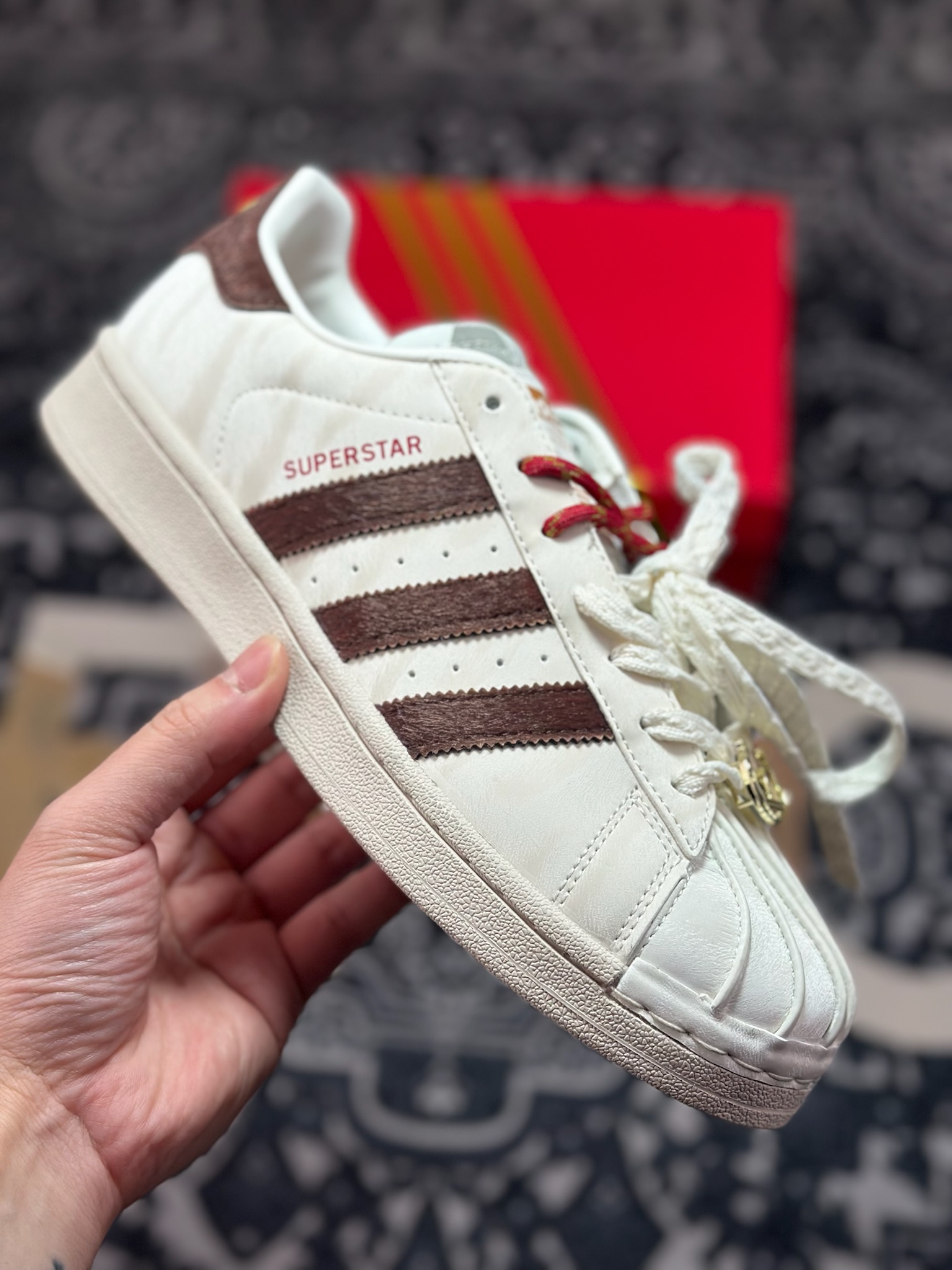 原装级别 AD Originals Super2 CNY 马年白棕红贝壳头 KJ6293-Top High Quatity Cheap Sneakers Fashion Clothing Clothes Bags handbags Shoes of all Brand wholesale With The best Quality And Beautiful Price from China Factory Chinese suppliers wholesaler seller 原装级别 AD Originals Super2 CNY 马年白棕红贝壳头 KJ6293