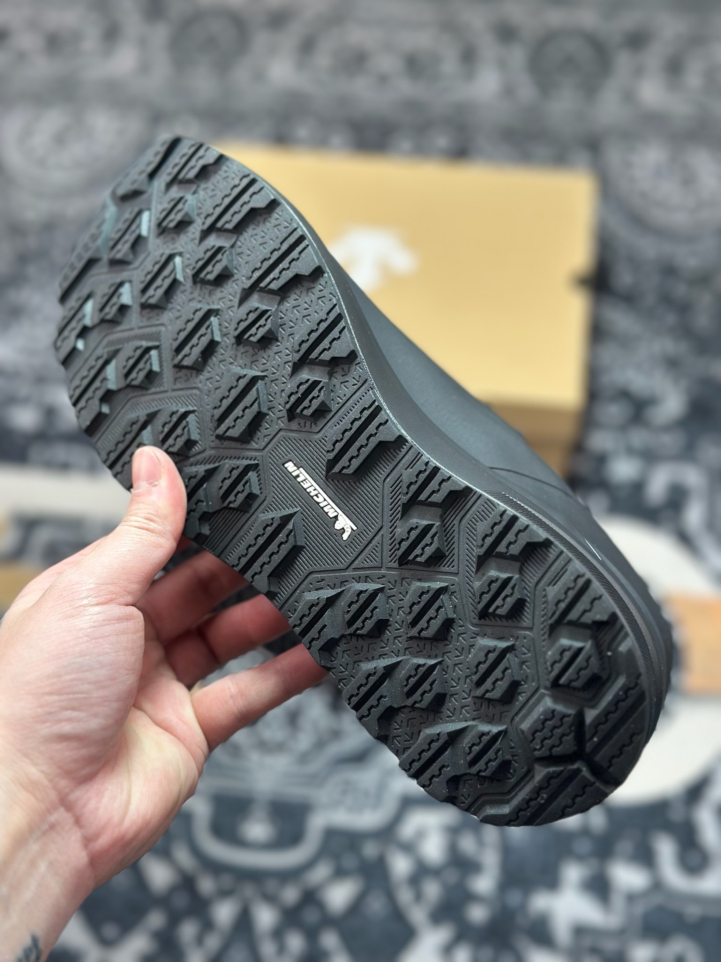 原装级别 迪桑特Descente Prime Wire GTX 2.0 黑色 户外时尚简约透气休闲运动鞋-Top High Quatity Cheap Sneakers Fashion Clothing Clothes Bags handbags Shoes of all Brand wholesale With The best Quality And Beautiful Price from China Factory Chinese suppliers wholesaler seller 原装级别 迪桑特Descente Prime Wire GTX 2.0 黑色 户外时尚简约透气休闲运动鞋