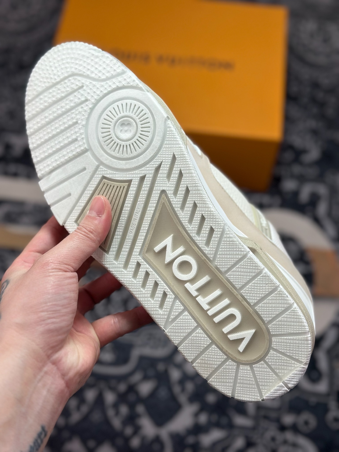 优选 原装级别 驴家LV Trainer 原版完美楦型 东莞大厂出产-Top High Quatity Cheap Sneakers Fashion Clothing Clothes Bags handbags Shoes of all Brand wholesale With The best Quality And Beautiful Price from China Factory Chinese suppliers wholesaler seller 优选 原装级别 驴家LV Trainer 原版完美楦型 东莞大厂出产