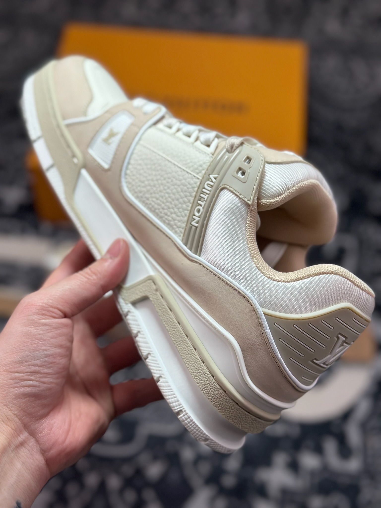优选 原装级别 驴家LV Trainer 原版完美楦型 东莞大厂出产-Top High Quatity Cheap Sneakers Fashion Clothing Clothes Bags handbags Shoes of all Brand wholesale With The best Quality And Beautiful Price from China Factory Chinese suppliers wholesaler seller 优选 原装级别 驴家LV Trainer 原版完美楦型 东莞大厂出产