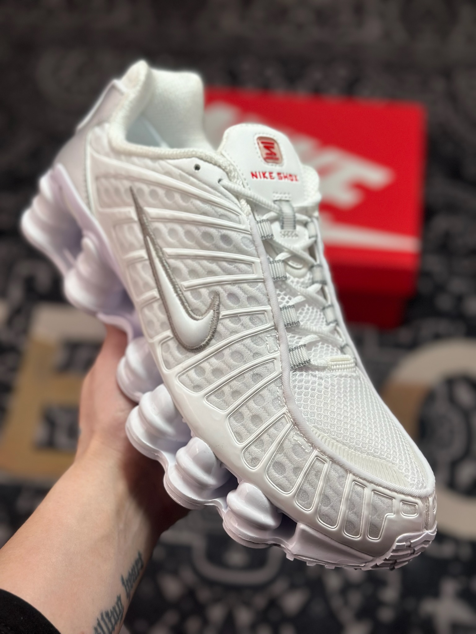 优选 原装级别 NK Shox TL 全掌气柱缓震休闲运动跑步鞋 AV3595-100 优选 原装级别 NK Shox TL 全掌气柱缓震休闲运动跑步鞋 AV3595-100