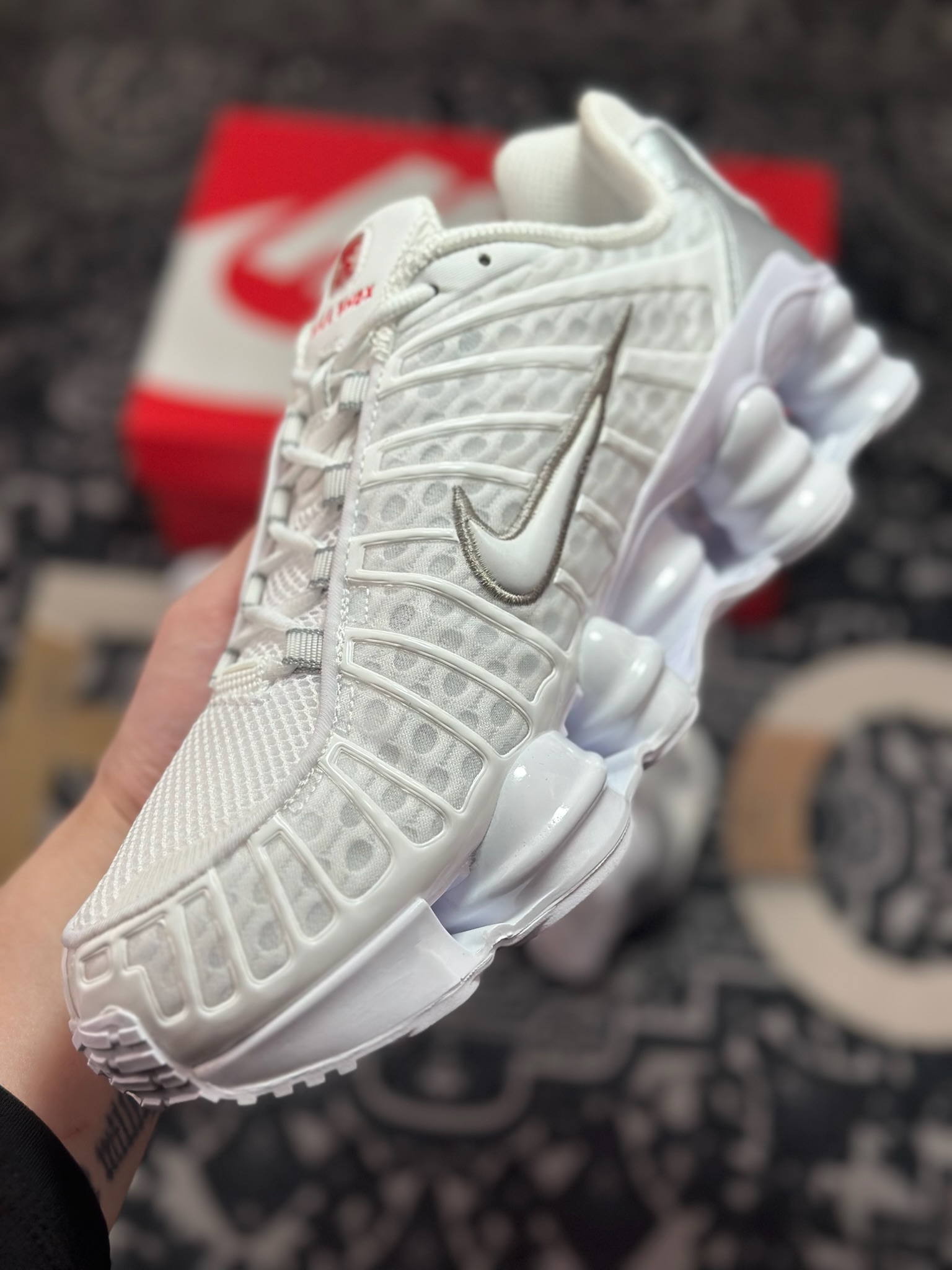 优选 原装级别 NK Shox TL 全掌气柱缓震休闲运动跑步鞋 AV3595-100 优选 原装级别 NK Shox TL 全掌气柱缓震休闲运动跑步鞋 AV3595-100