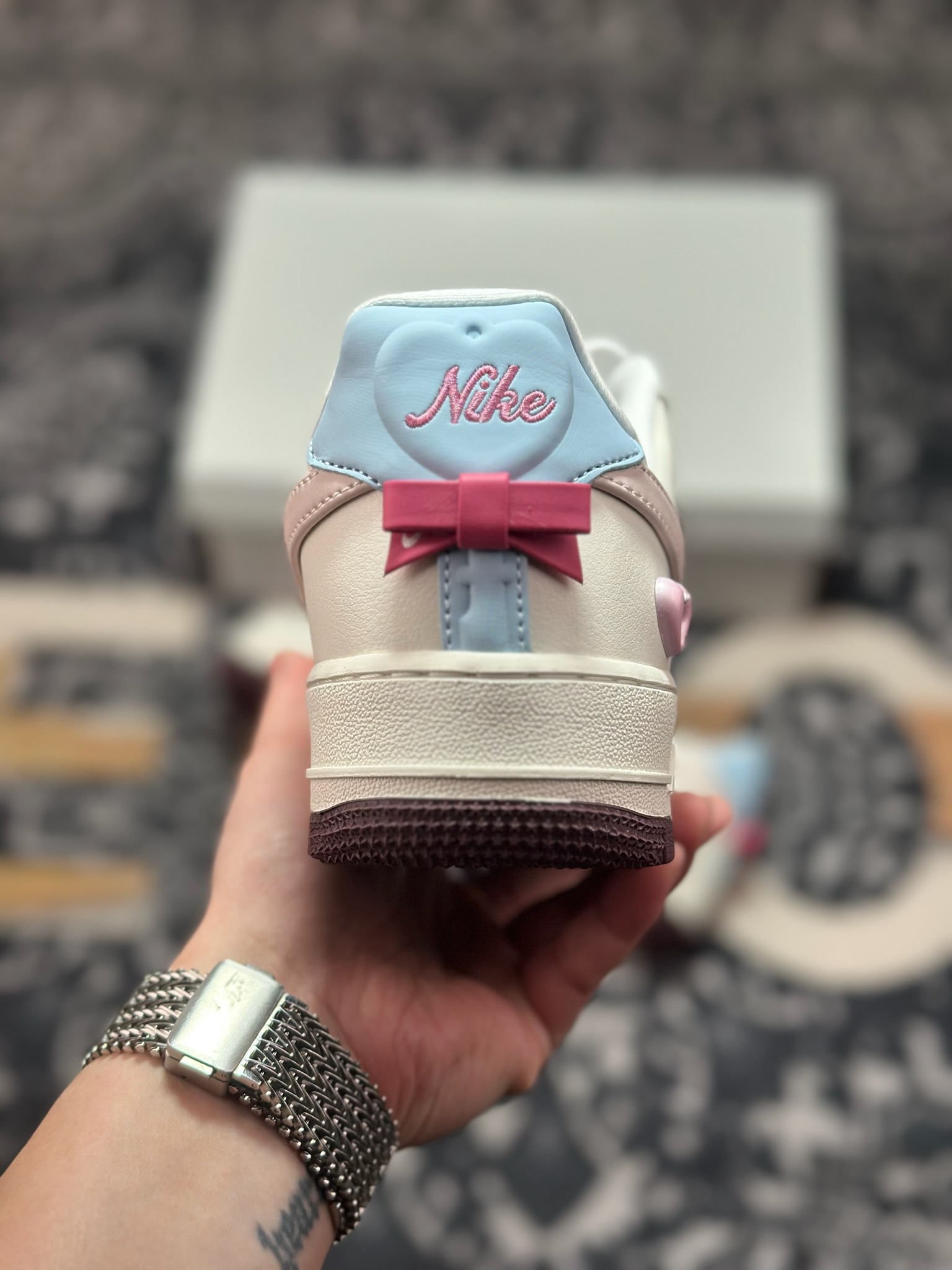原装级别 Nike Air Force 1 '07 ”Valentine’s Day” 情人节限定白粉色 IQ4937-161-Top High Quatity Cheap Sneakers Fashion Clothing Clothes Bags handbags Shoes of all Brand wholesale With The best Quality And Beautiful Price from China Factory Chinese suppliers wholesaler seller 原装级别 Nike Air Force 1 '07 ”Valentine’s Day” 情人节限定白粉色 IQ4937-161