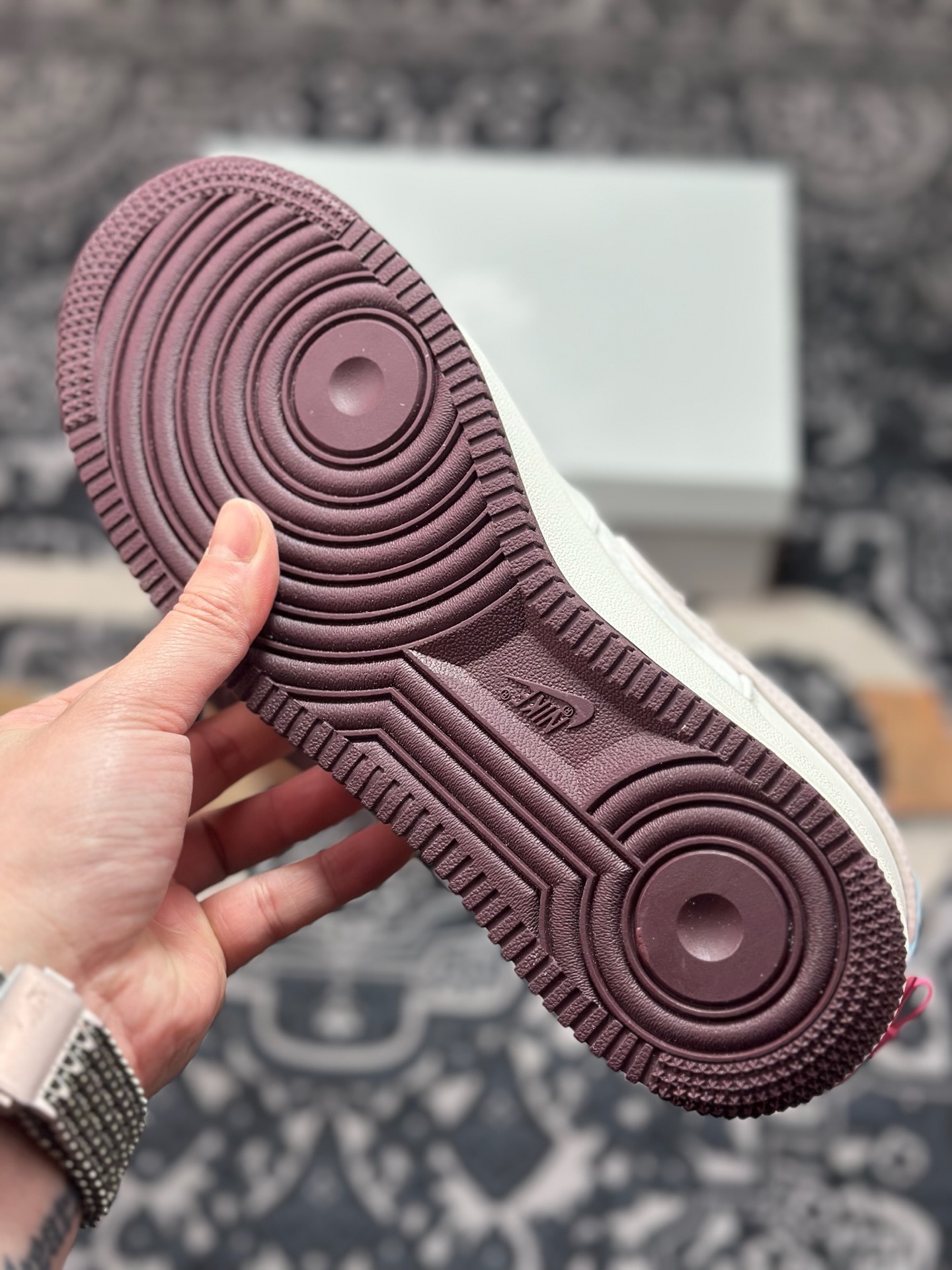 原装级别 Nike Air Force 1 '07 ”Valentine’s Day” 情人节限定白粉色 IQ4937-161-Top High Quatity Cheap Sneakers Fashion Clothing Clothes Bags handbags Shoes of all Brand wholesale With The best Quality And Beautiful Price from China Factory Chinese suppliers wholesaler seller 原装级别 Nike Air Force 1 '07 ”Valentine’s Day” 情人节限定白粉色 IQ4937-161