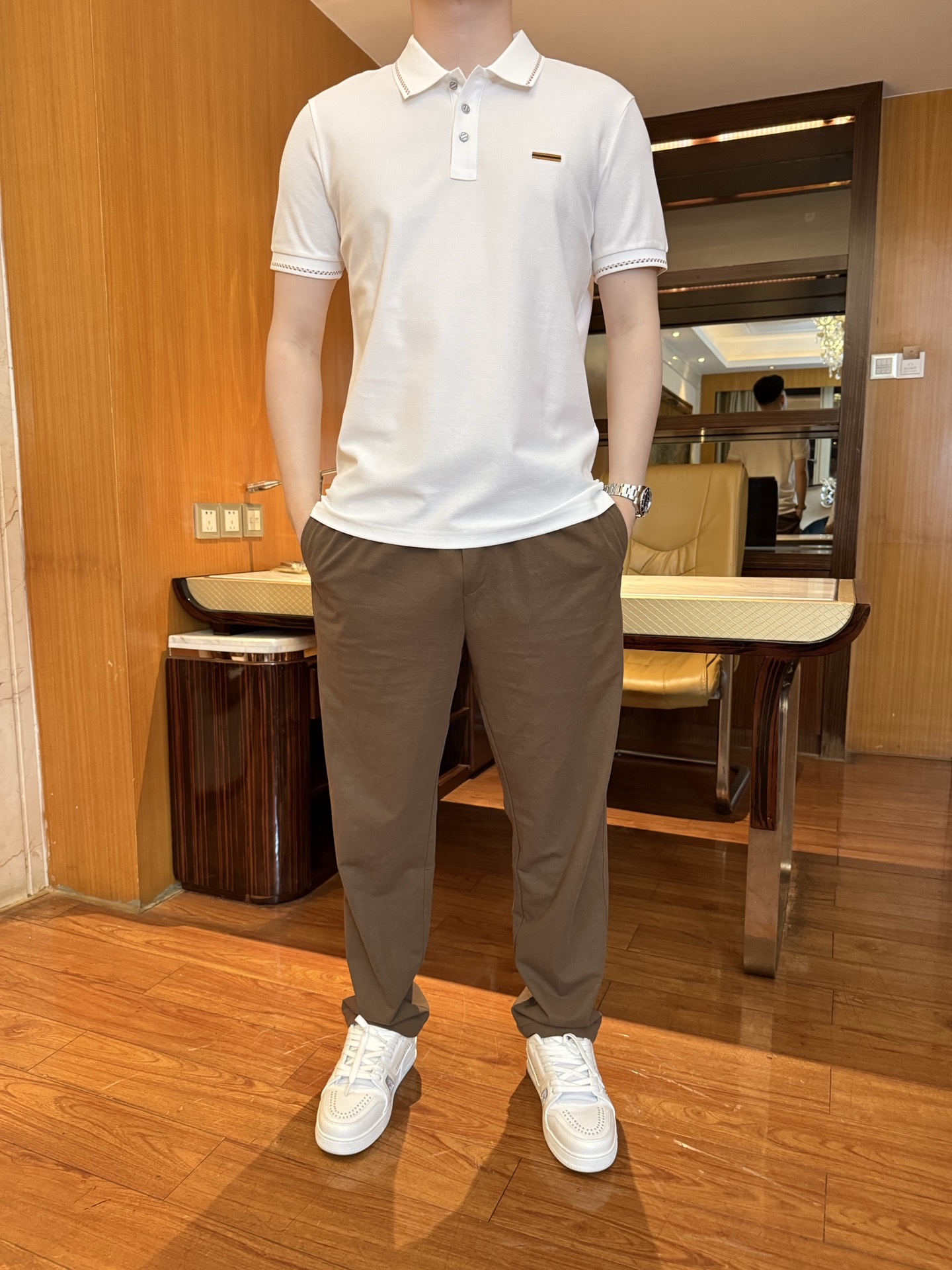 NO:915489,Zegna - casual sports men's T-shirt, size: M-4XL (model 180/140 wears XL, with Hong Kong Lane Crawford gift box packaging),,zegna,tees,t-shirt,19860909杰尼亚-休闲运动男士T恤,尺码:M-4XL（模特180/140穿XL,配香港连卡佛礼盒包装）,,zegna,tees，t-shirt,,Men's clothing
