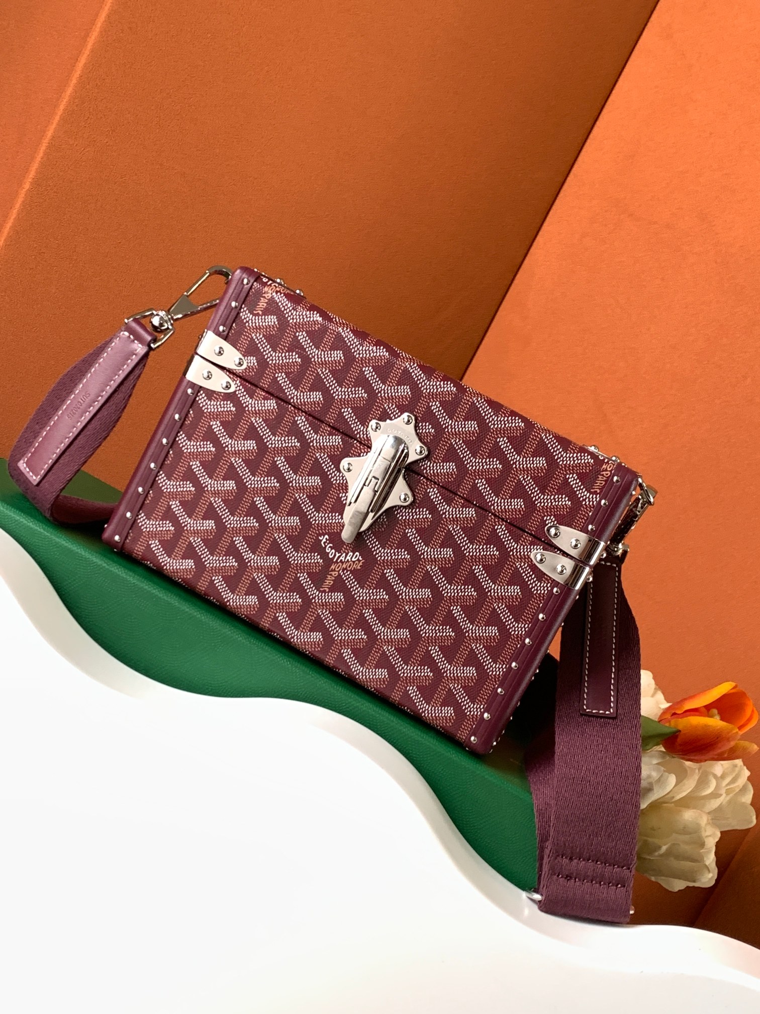 Goyard Cassette Boîte rigide Sac bandoulière petite boîte Fermoir métallique