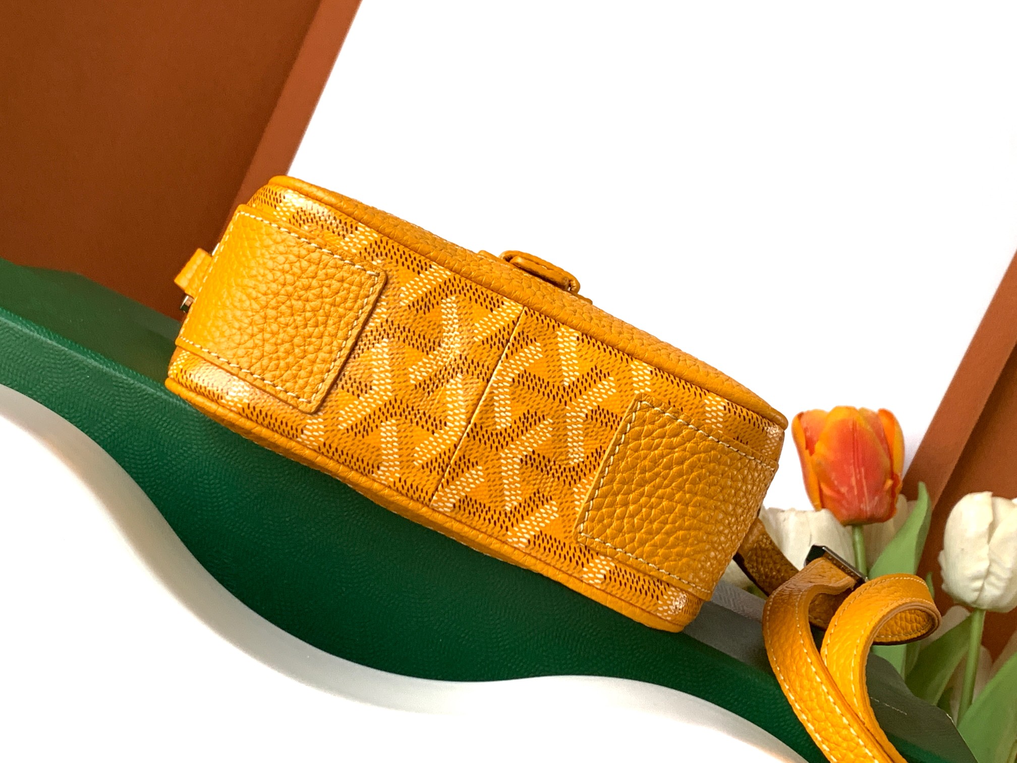 Goyard 18年停产了的，豆腐包