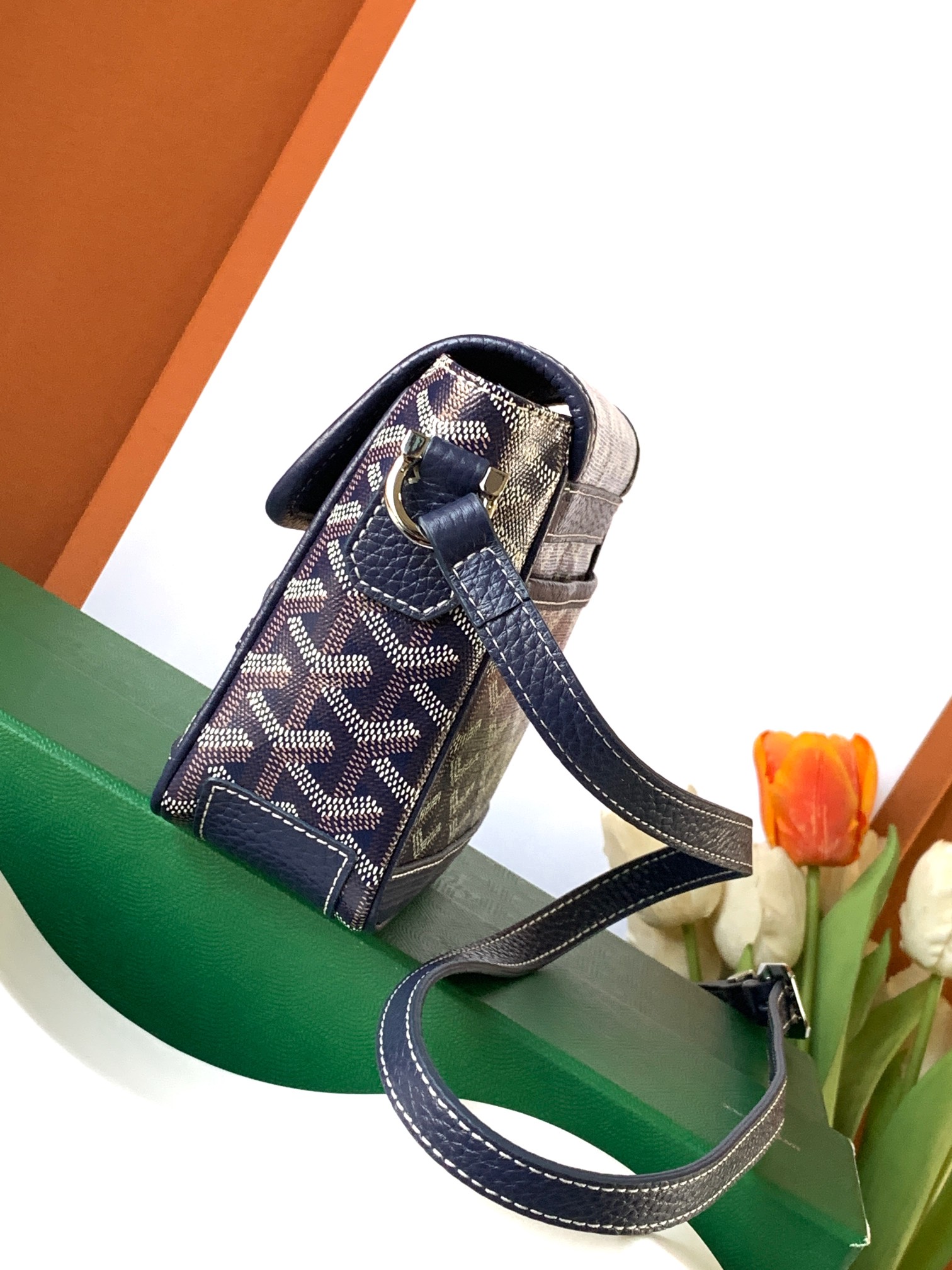 Goyard 18年停产了的，豆腐包