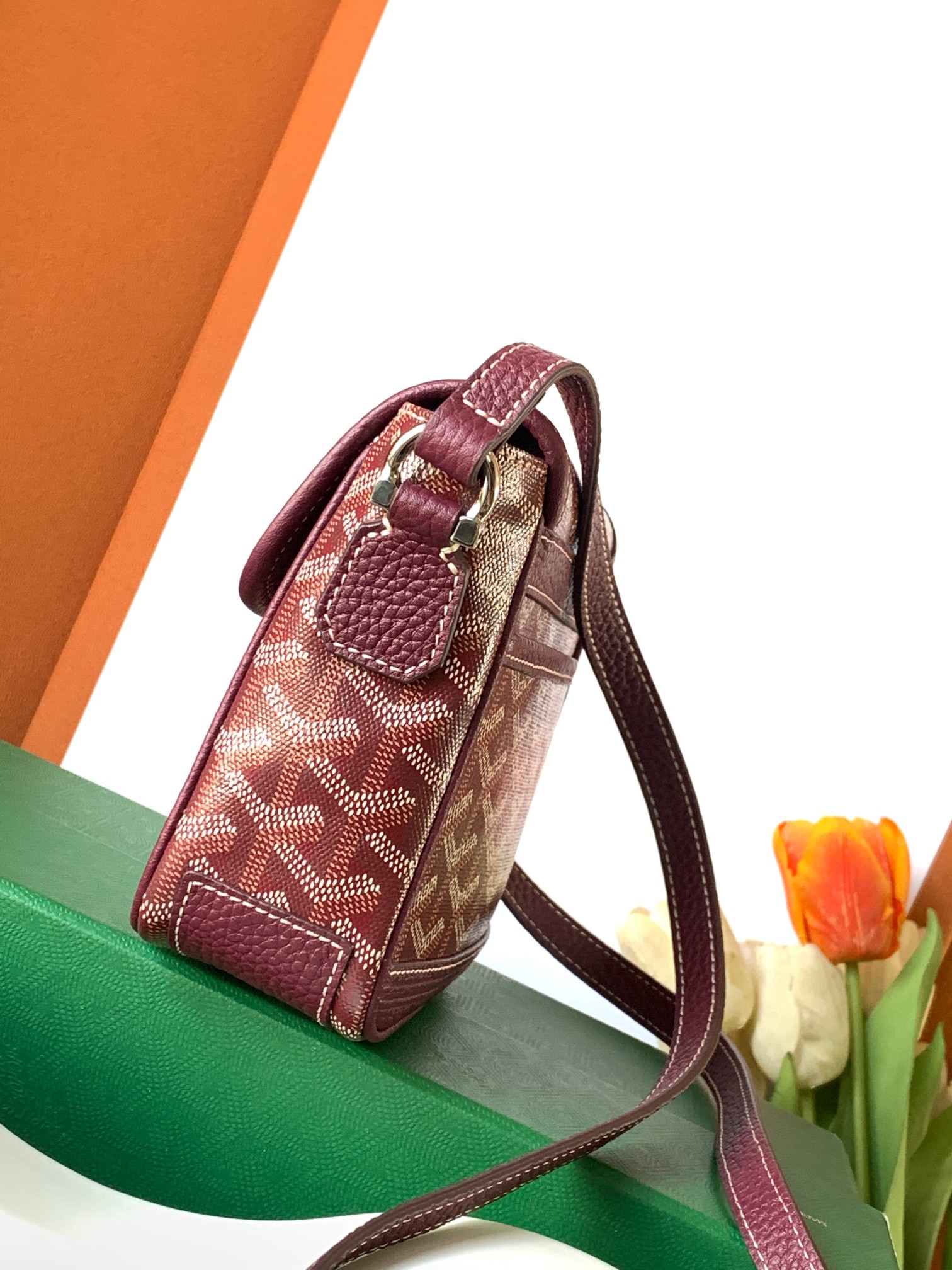 Goyard 18年停产了的，豆腐包