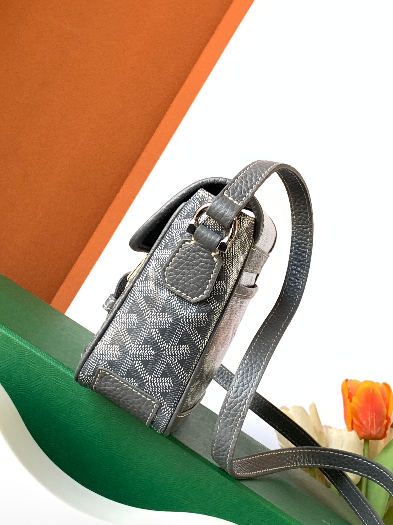 Goyard 18年停产了的，豆腐包