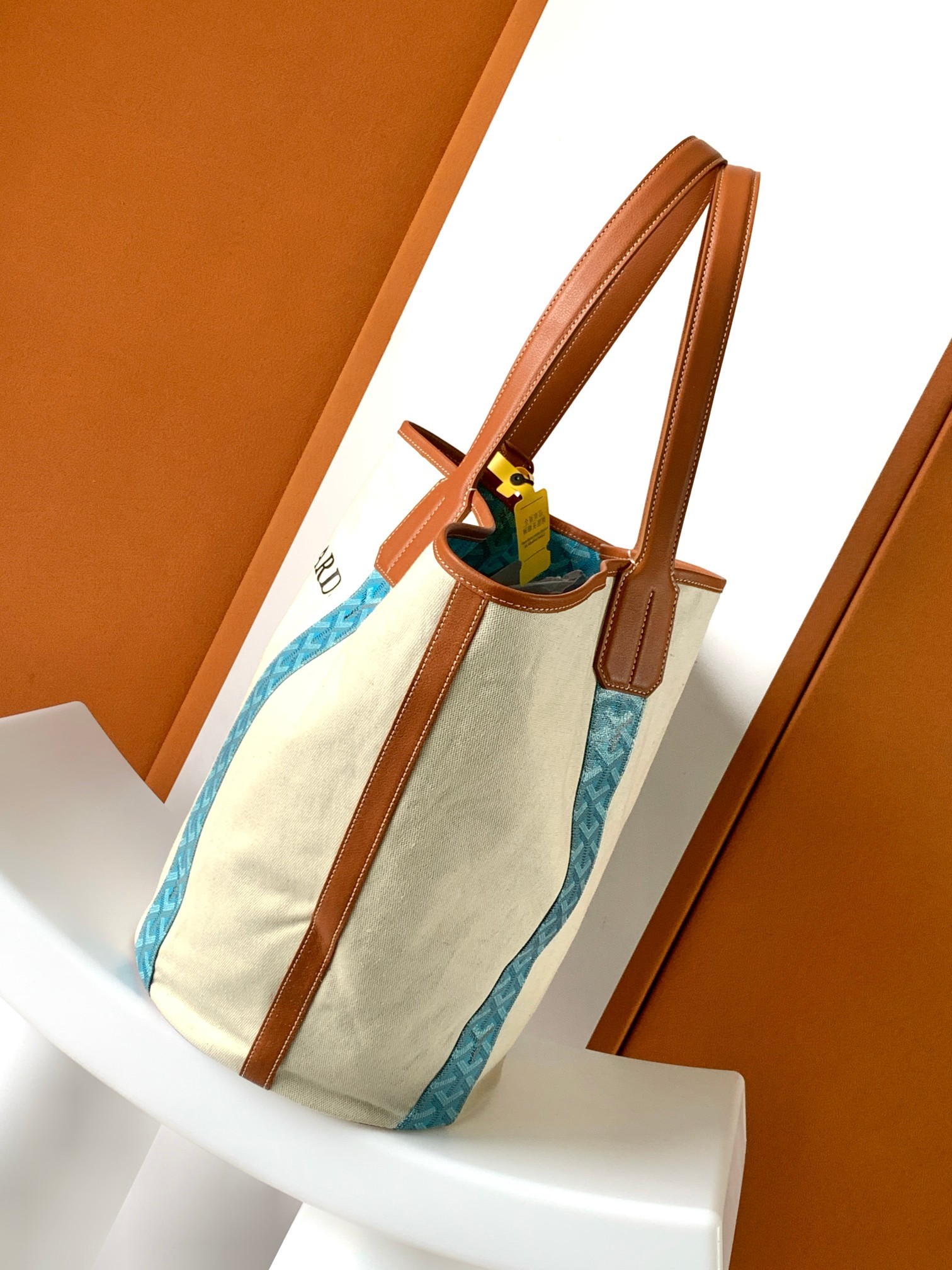 Goyard #goyard双面帆布购物袋 帆布本色 湖蓝 双面可用哦～感觉去海边很8⃣ 错
