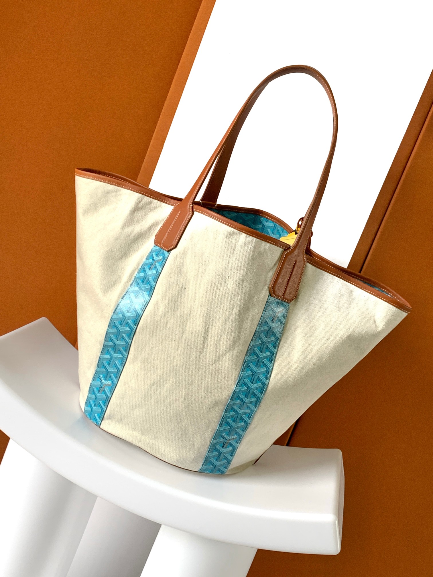 Goyard #goyard双面帆布购物袋 帆布本色 湖蓝 双面可用哦～感觉去海边很8⃣ 错