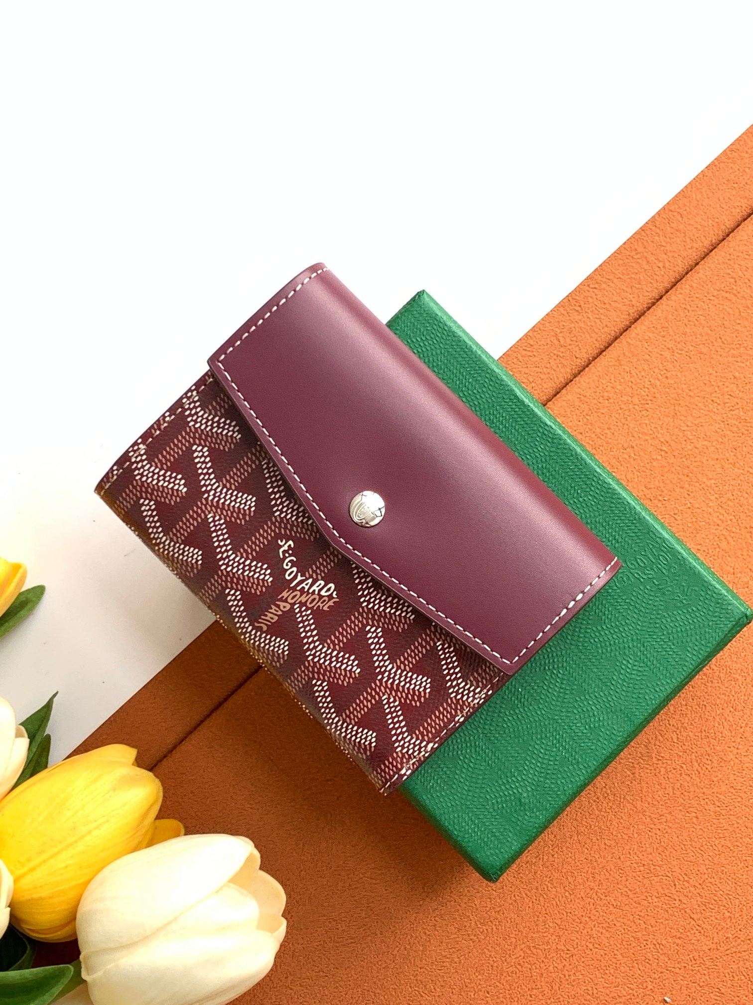 Goyard 三折短夹 山羊皮衬里 翻盖按扣