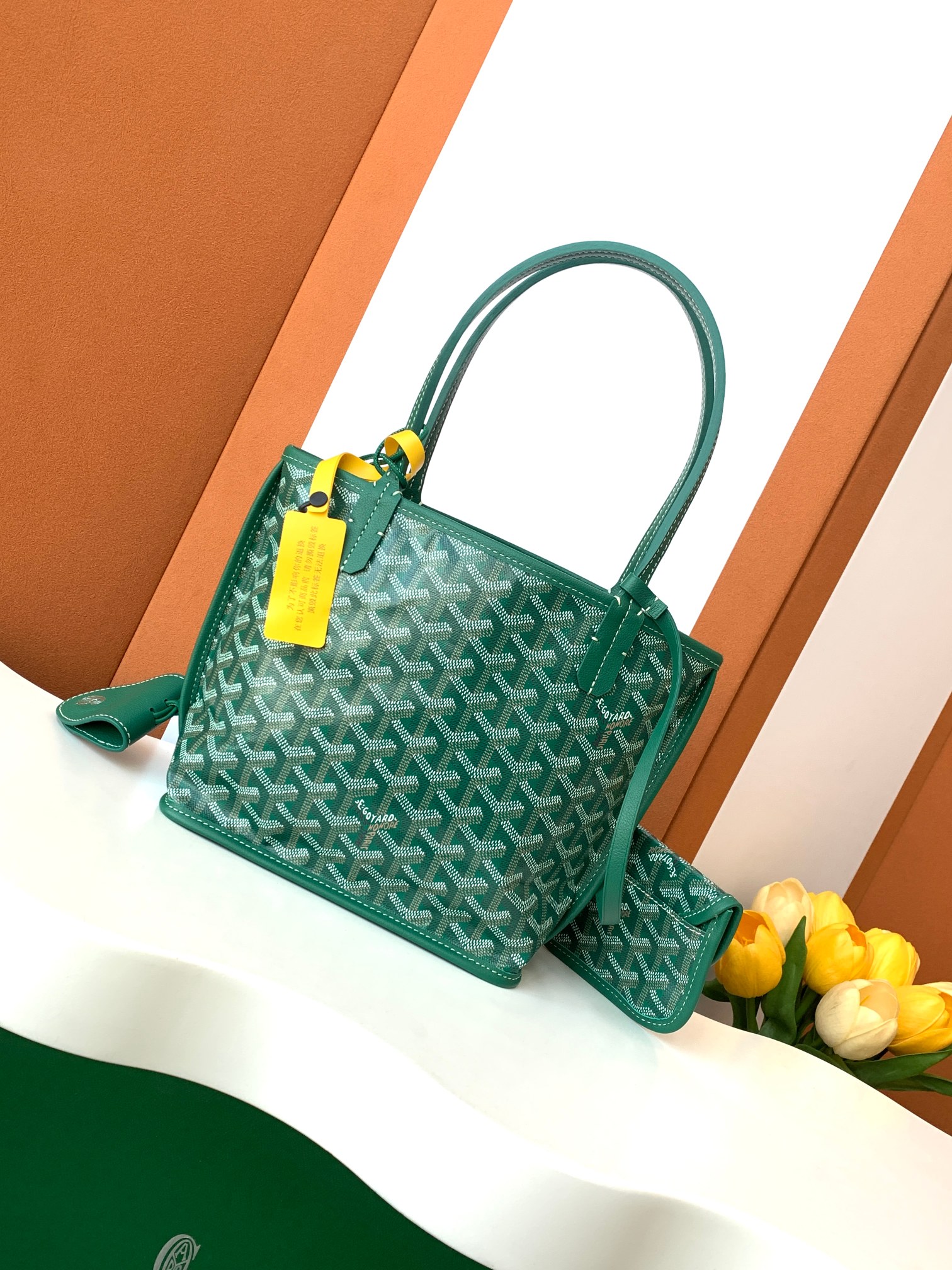 Goyard 新款私人订制非常大的爱心 版