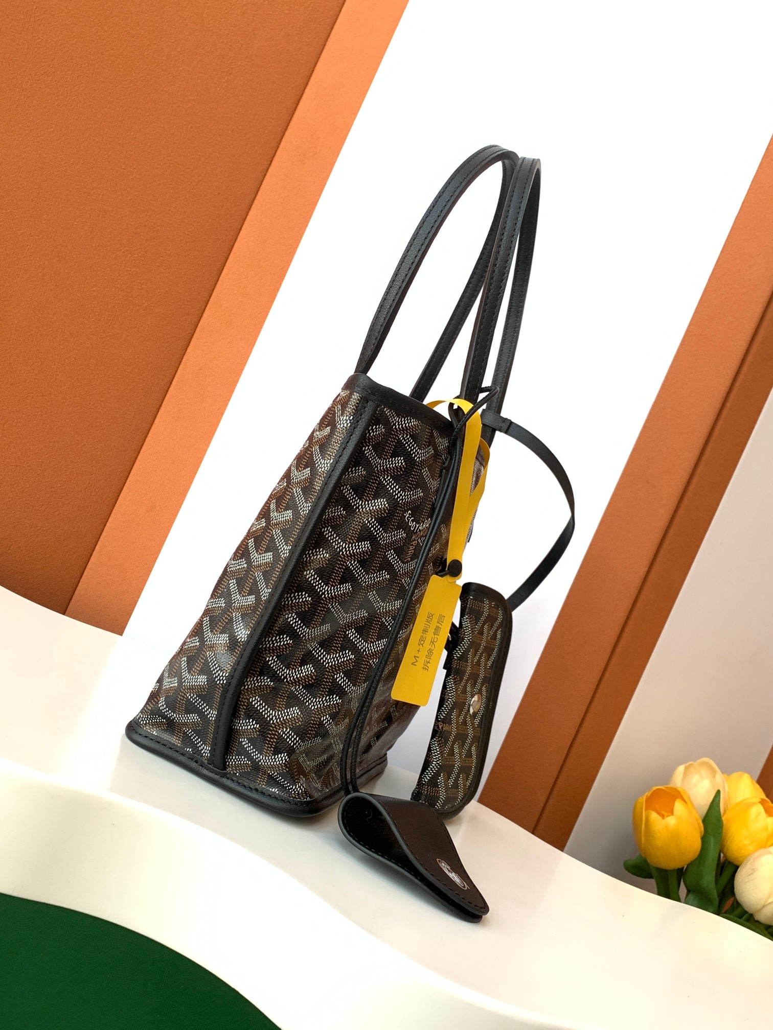 Goyard 新款私人订制非常大的爱心 版