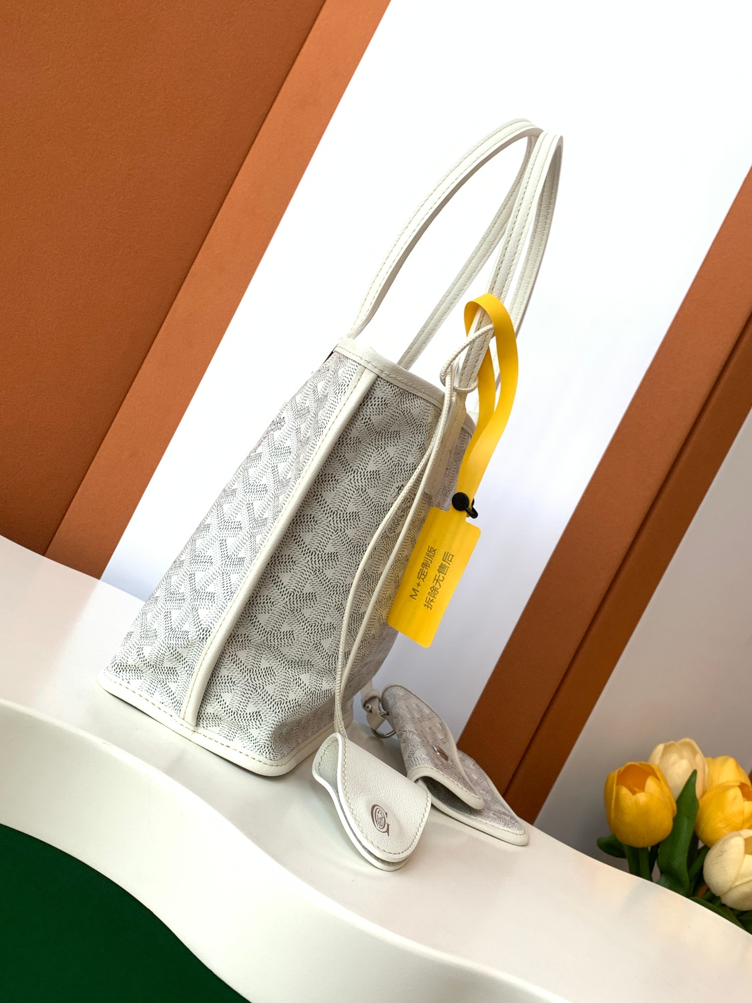 Goyard 新款私人订制非常大的爱心 版