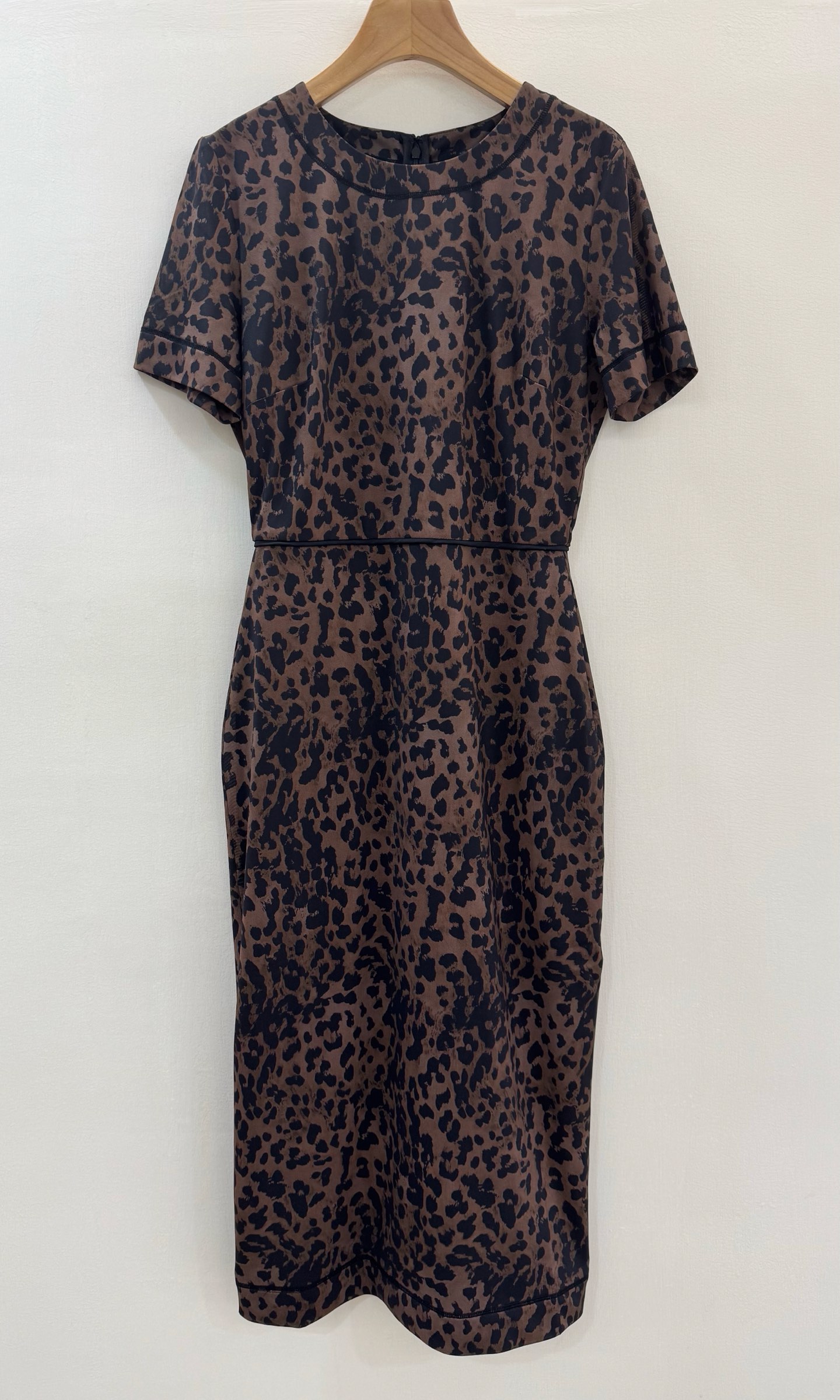 NO:861175,SL mesh dress, classic version, brown leopard print pattern, slim fit and perfect proportions!  S-XL, saint laurent-clothing, saint laurent,skirts,19860909SL 网纱连衣裙 经典版型 棕色调豹纹印花图案,修身显瘦凸显完美比例！S-XL,圣罗兰-服装,saint laurent,skirts,,Women's clothing