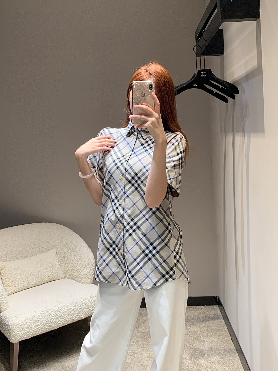 Burberry Top
 Clothing Shirts & Blouses T-Shirt Unisex Spring/Summer Collection Fashion Short Sleeve
