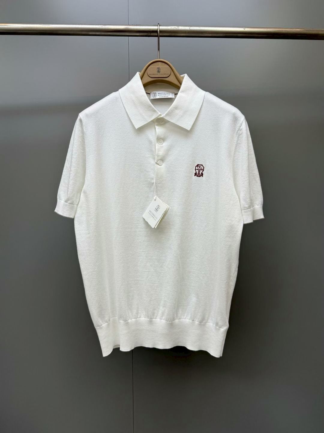 NO:899913,New BC men's spring and summer thin cotton Polo sweater, thin knitted polo shirt Detailed design: shirt-style collar, button open collar Regular shoulder design Rib knitting of cuffs and hem Jersey knitting Fabric cotton, men's clothing, shirts,19860909新品BC男装春夏薄款棉质Polo针织衫,薄款针织马球衫 细节设计:衬衫式领子,钮扣开领 常规肩部设计 袖口和下摆罗纹编织 平针编织 面料棉,男装,shirts,,Women's clothing