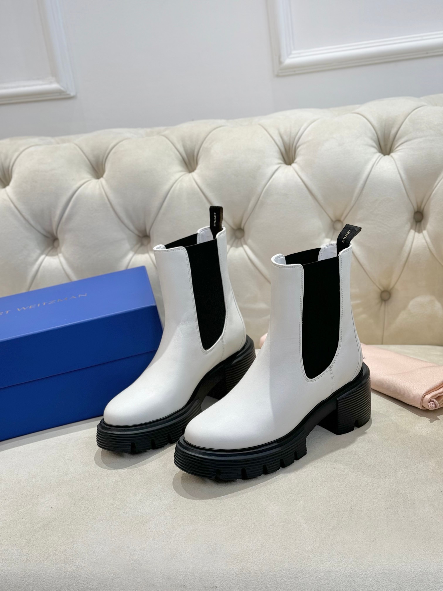 NO:536275,24SW counter synchronous Chelsea boots, fabric waxed calfskin, inner mixed breed sheepskin, large sole IP foamed large sole, size 35/40 (positive size)), boots, stuart weitzman, boots, cowhide, sheepskin1986090924SW专柜同步切尔西靴 面料打蜡小牛皮 内里混种羊皮 大底IP发泡大底 码数35/40（正码））,靴子,stuart weitzman,boots,cowhide,sheepskin,Women's Shoes