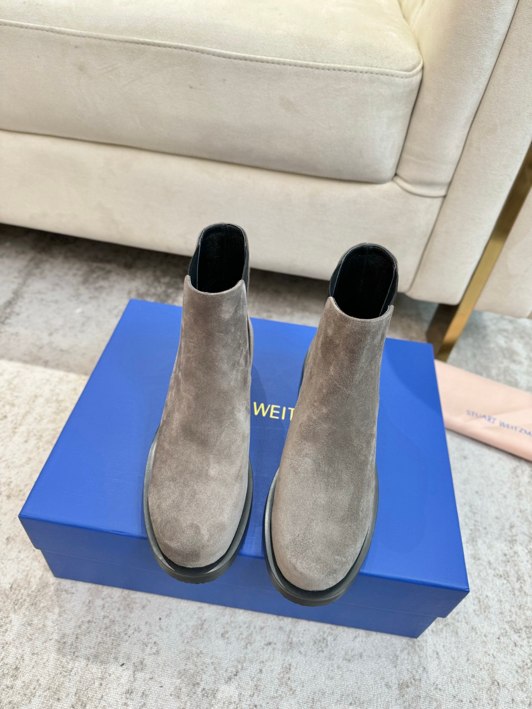 NO:536281,SW cabinet synchronous Chell boots, woven fabric waxed calfskin/foetal calfskin inner mixed breed sheepskin, big sole double-layer rubber mold opening, 35/40, boots, stuart weitzman, boots, cowhide, sheepskin19860909SW柜柜同步切尔靴胎牛绒 面料打蜡小牛皮/胎牛绒 内里混种羊皮 大底双层橡胶开模 码数35/40,靴子,stuart weitzman,boots,cowhide,sheepskin,Women's Shoes