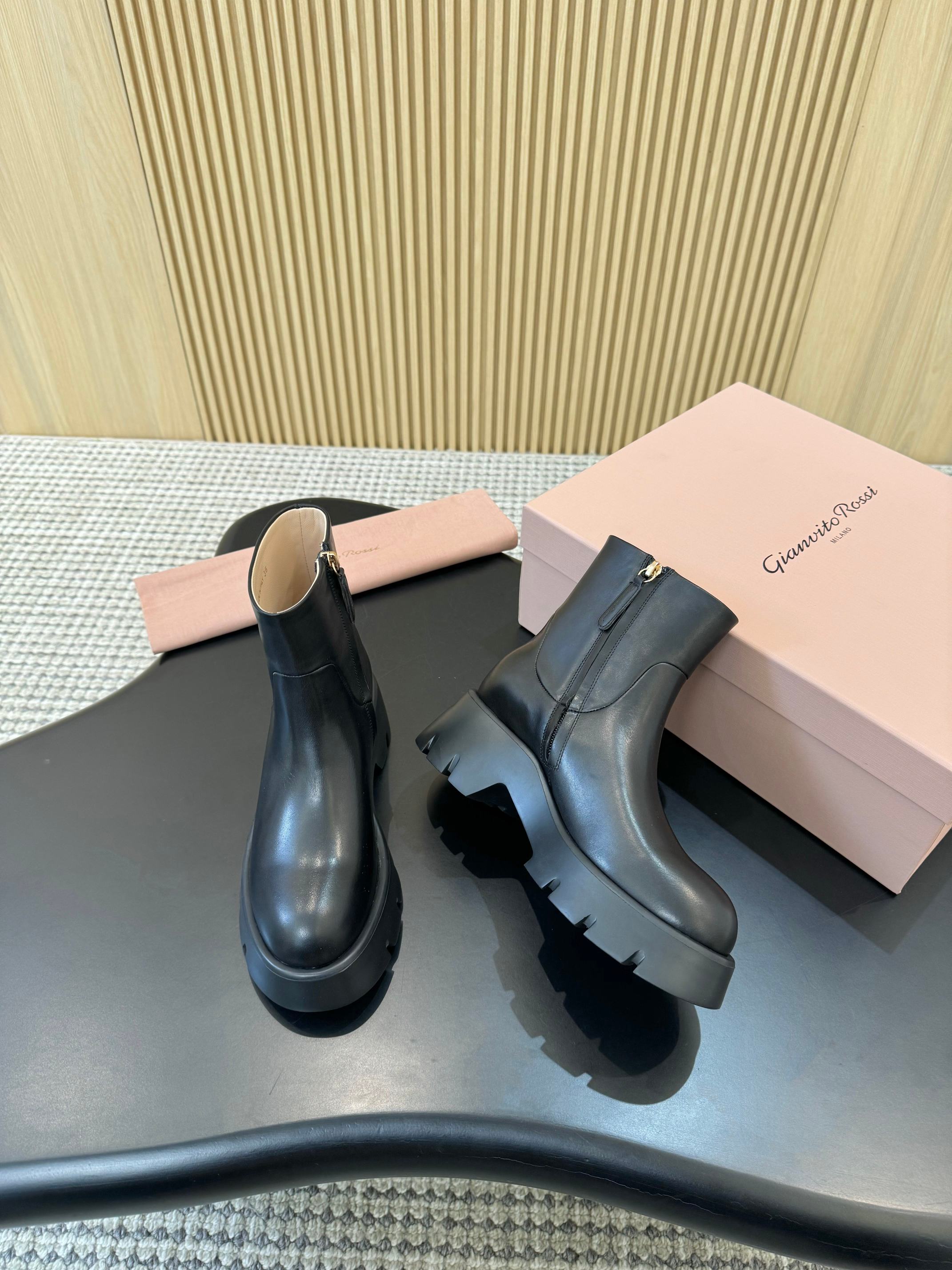 “Stylish Gianvito Rossi High-Heel Boots for Autumn and Winter – Review and Features” - 图片 5