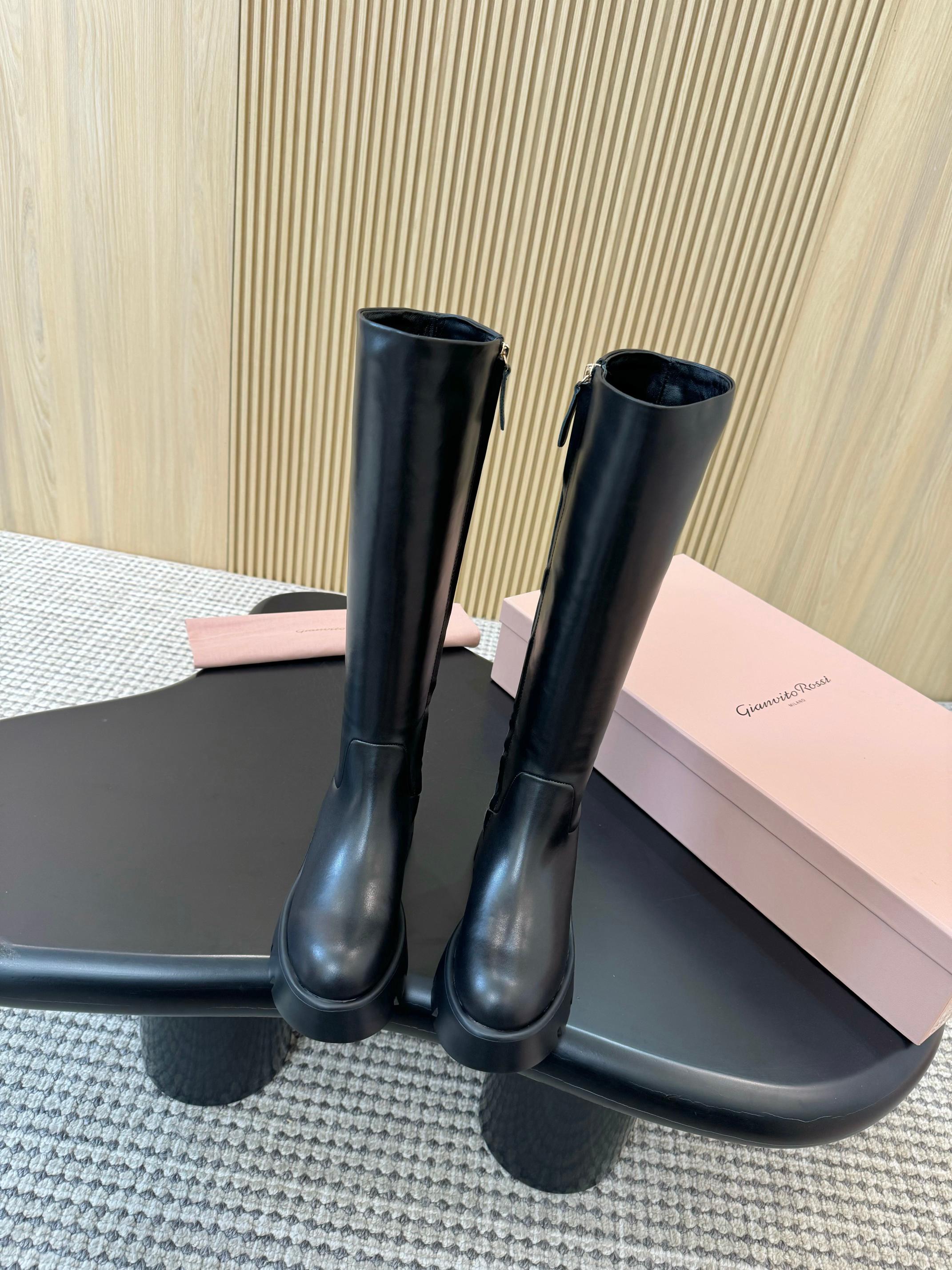 “1176 Degrees: Gianvito Rossi’s Black High-Heel Boots Review” - 图片 7