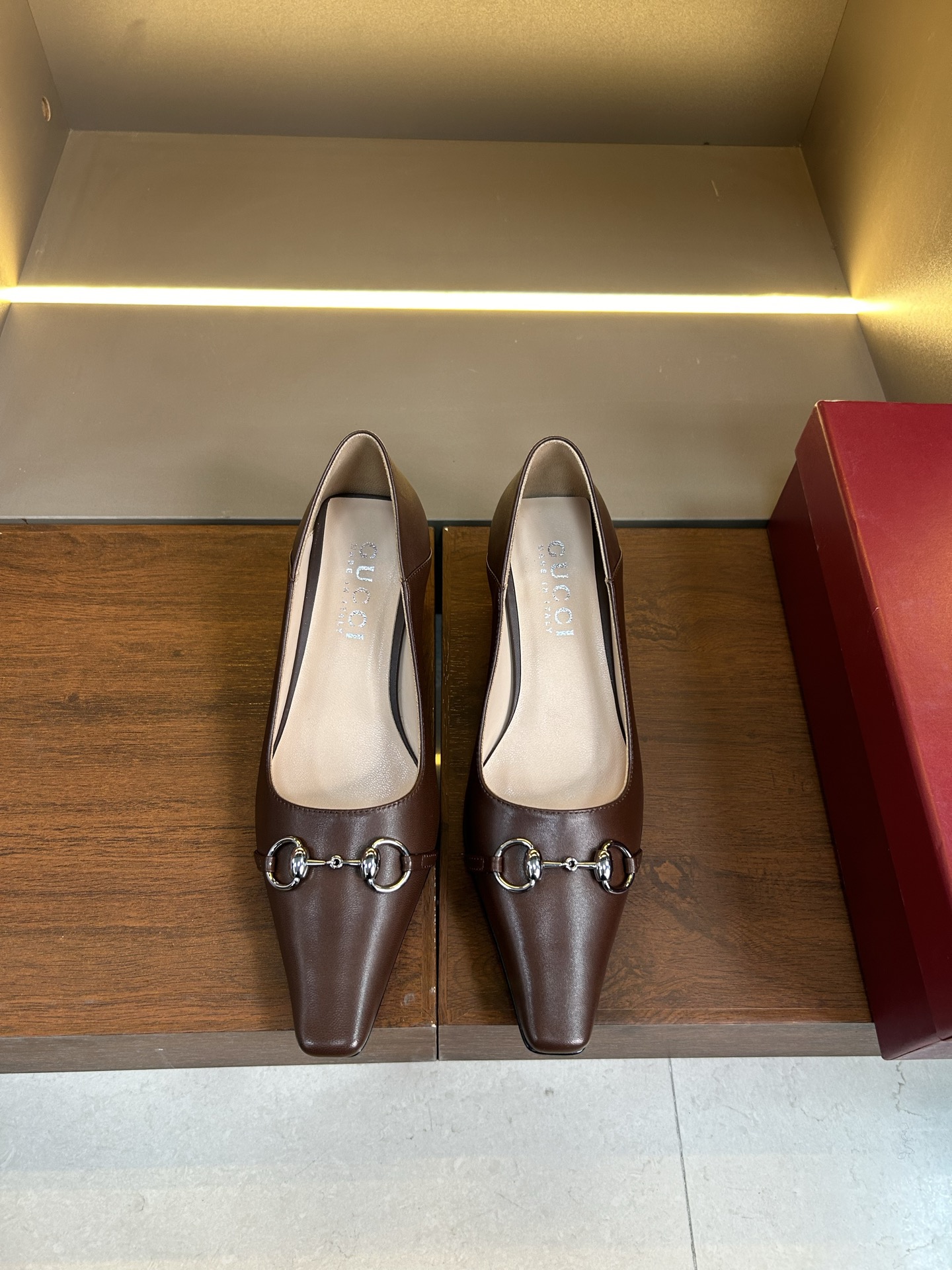 NO:789537,26 spring and summer Gucci women's shoes, fabric oil wax hybrid sheepskin, lining full-grain sheepskin, outsole Italian leather sole, size 35/40, single shoes, gucci, sheepskin1986090926春夏Gucci女鞋 面料油蜡混种羊皮 内里全粒面羊皮 大底意大利真皮底 码数35/40,单鞋,gucci,sheepskin,Women's Shoes