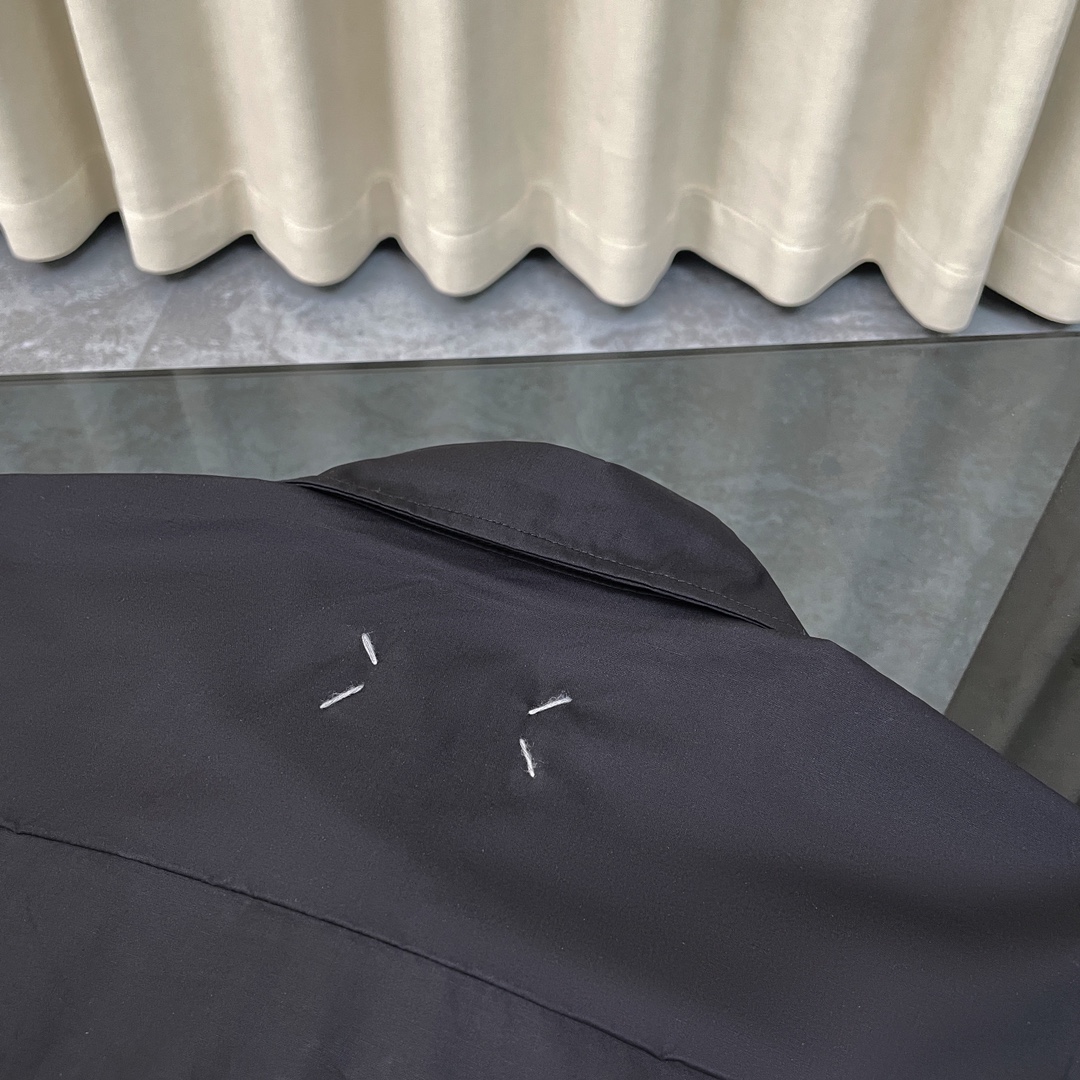 Maison Margiela MM6 Magira Embroidered Shirt Review: Oversized H-Type Design - 图片 3