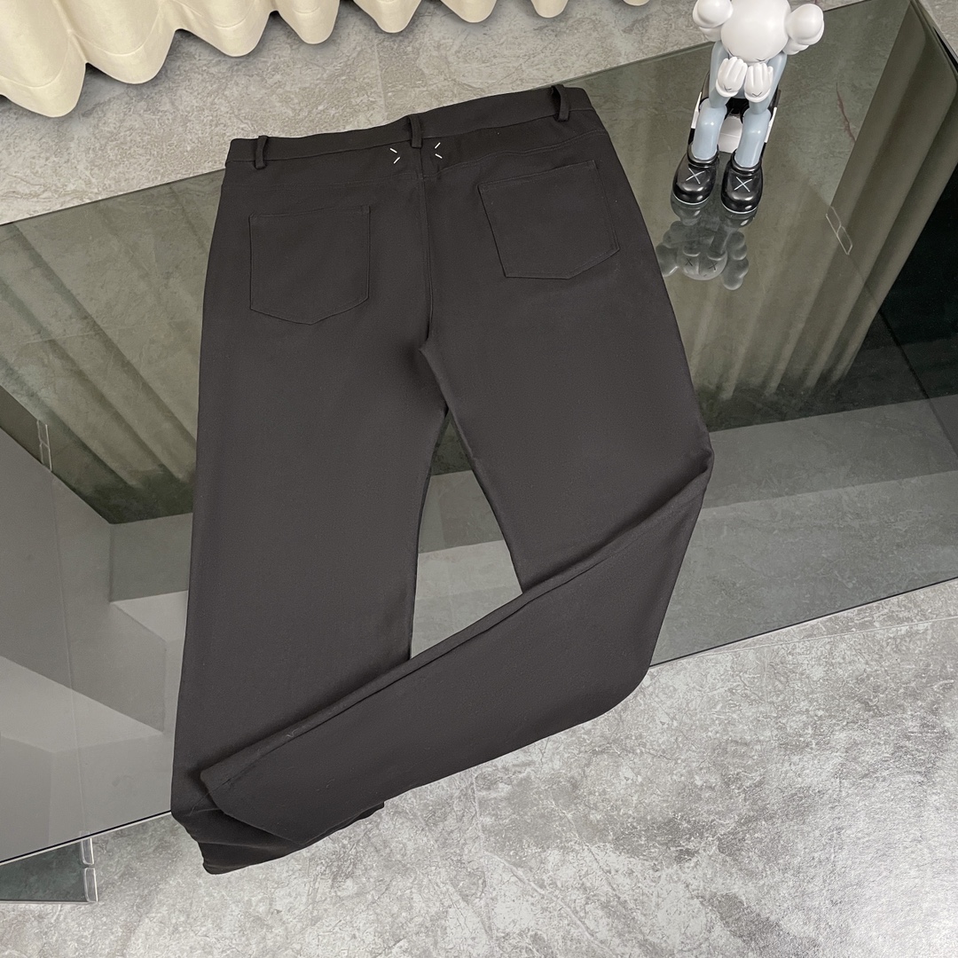 Trendy Men’s Micro-Pants Collection: Maison Margiela, Kenjima, and Göker - 图片 2