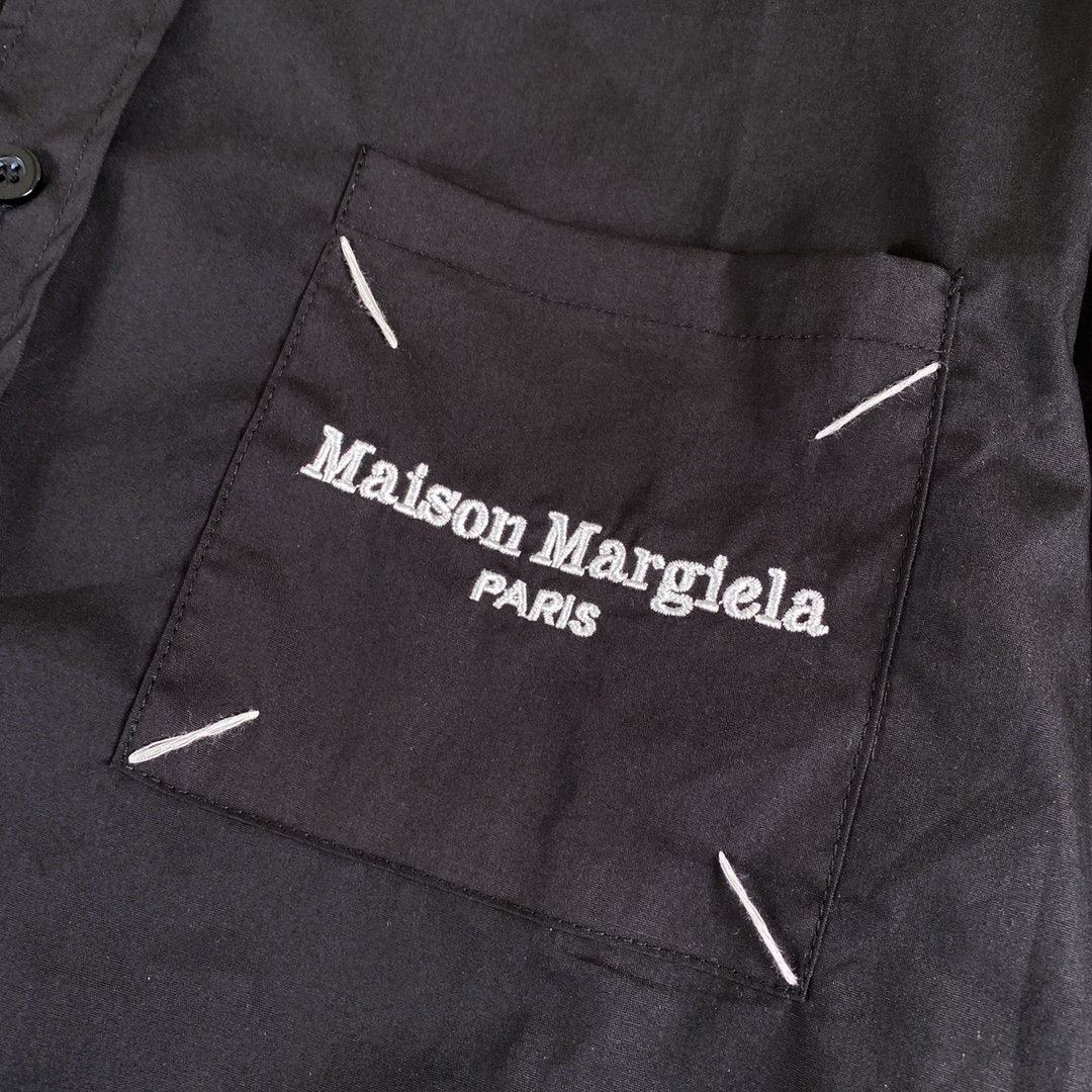 Maison Margiela MM6 Magira Quadrant Embroidered Shirt in Black and White - 图片 4