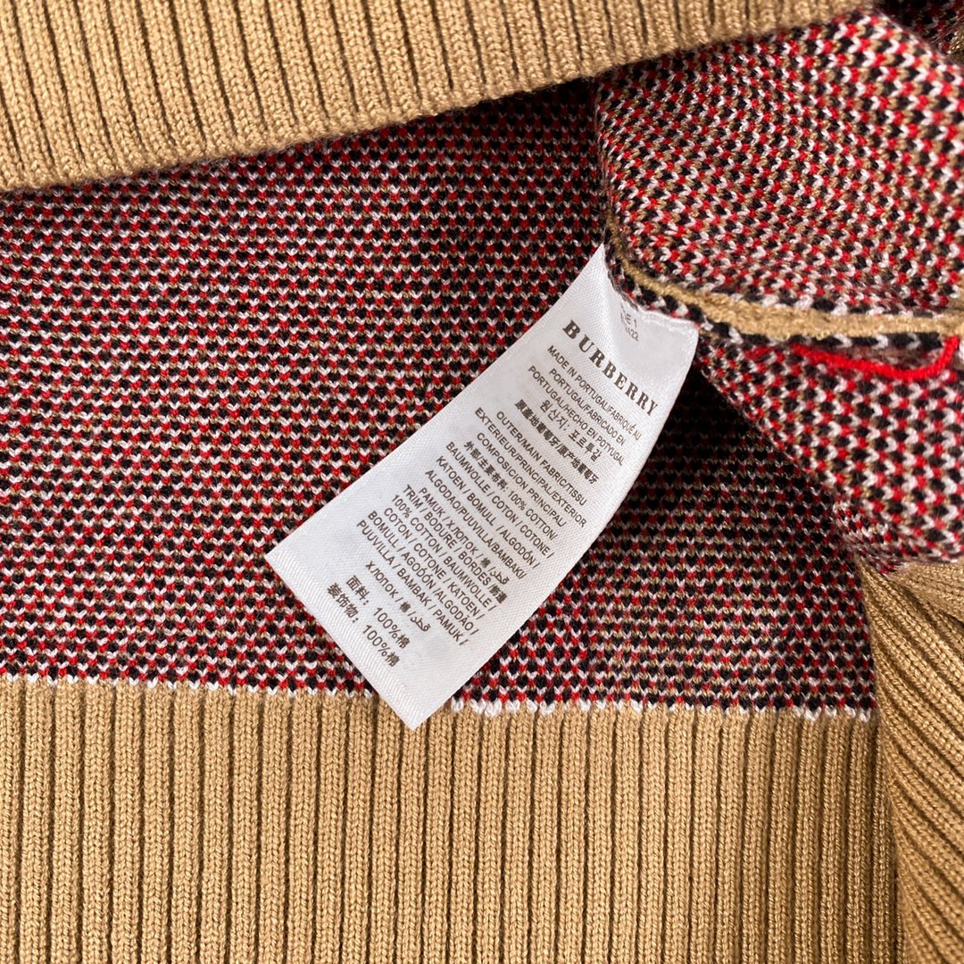 Burberry Barbara’s Classic Knitted Sweaters with High-Quality Velvet – Khaki Color, SM L Size - 图片 7